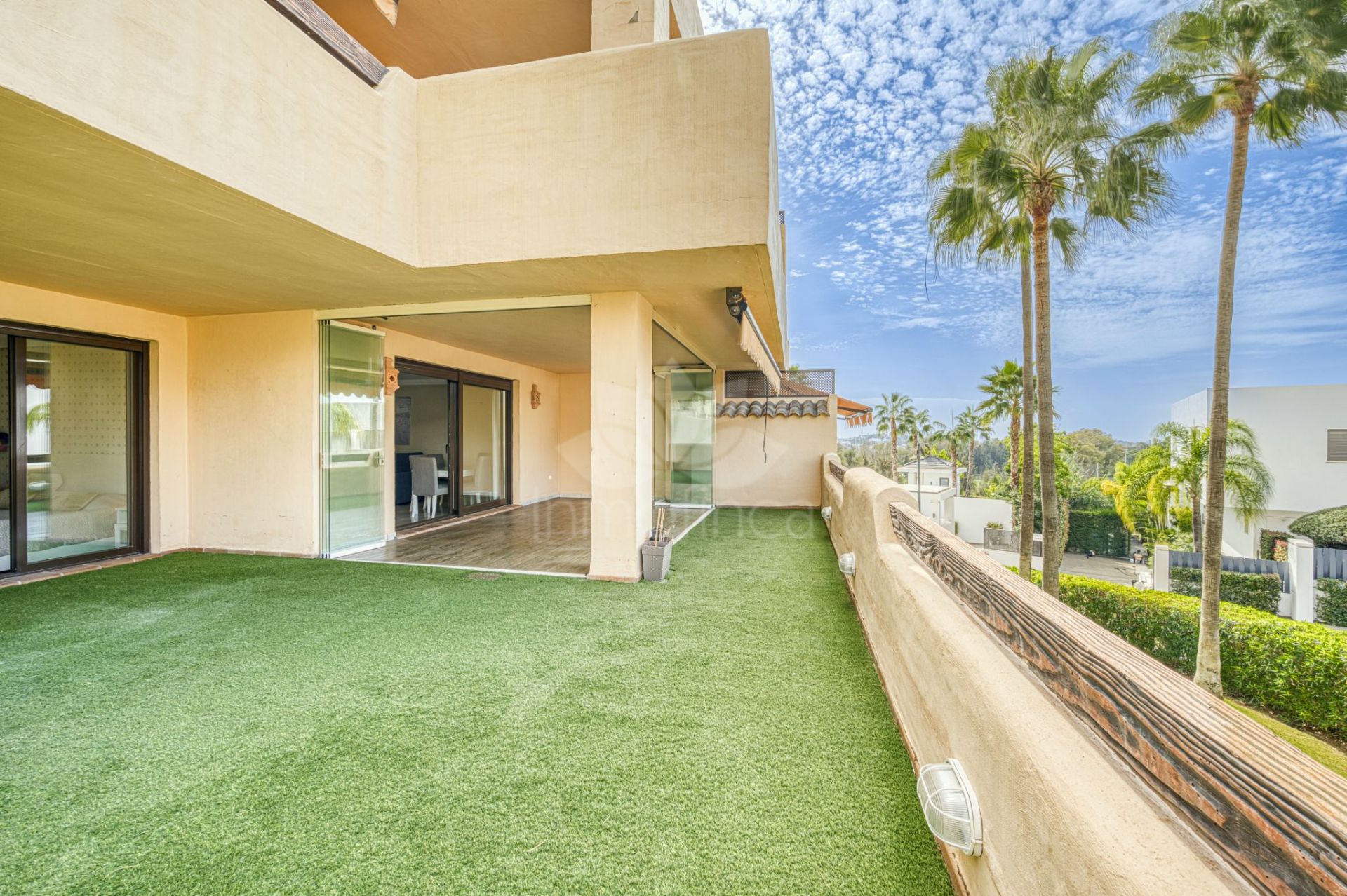 Apartamento Planta Baja en Las lomas del Conde Luque, Benahavis