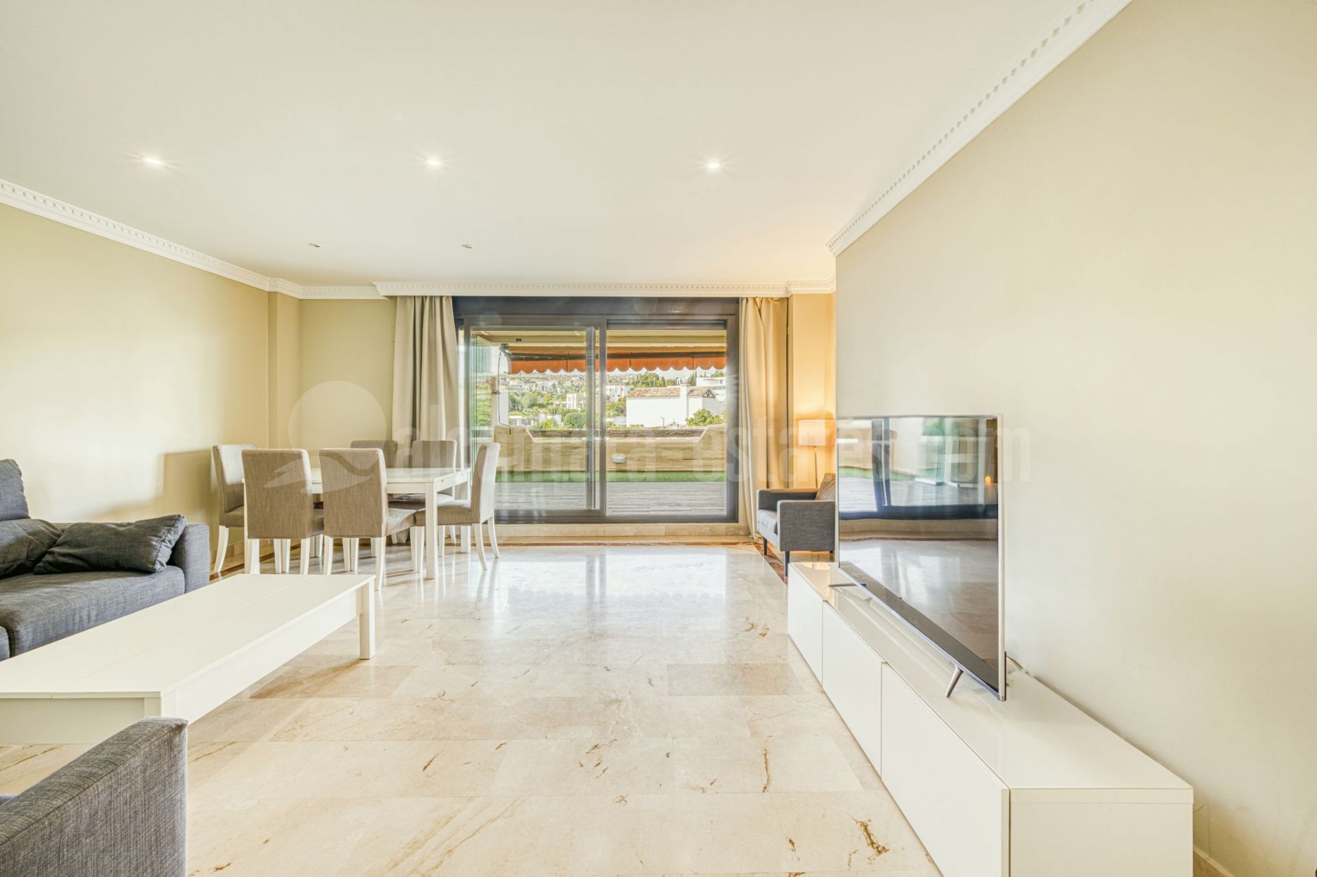 Ground Floor Apartment in Las lomas del Conde Luque, Benahavis