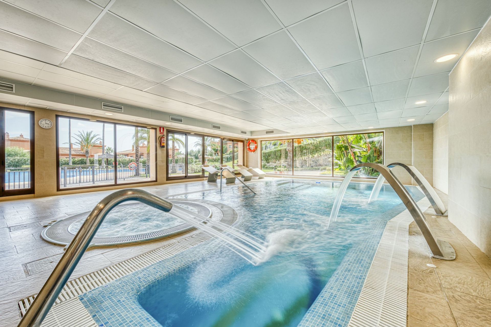 Apartamento Planta Baja en Las lomas del Conde Luque, Benahavis