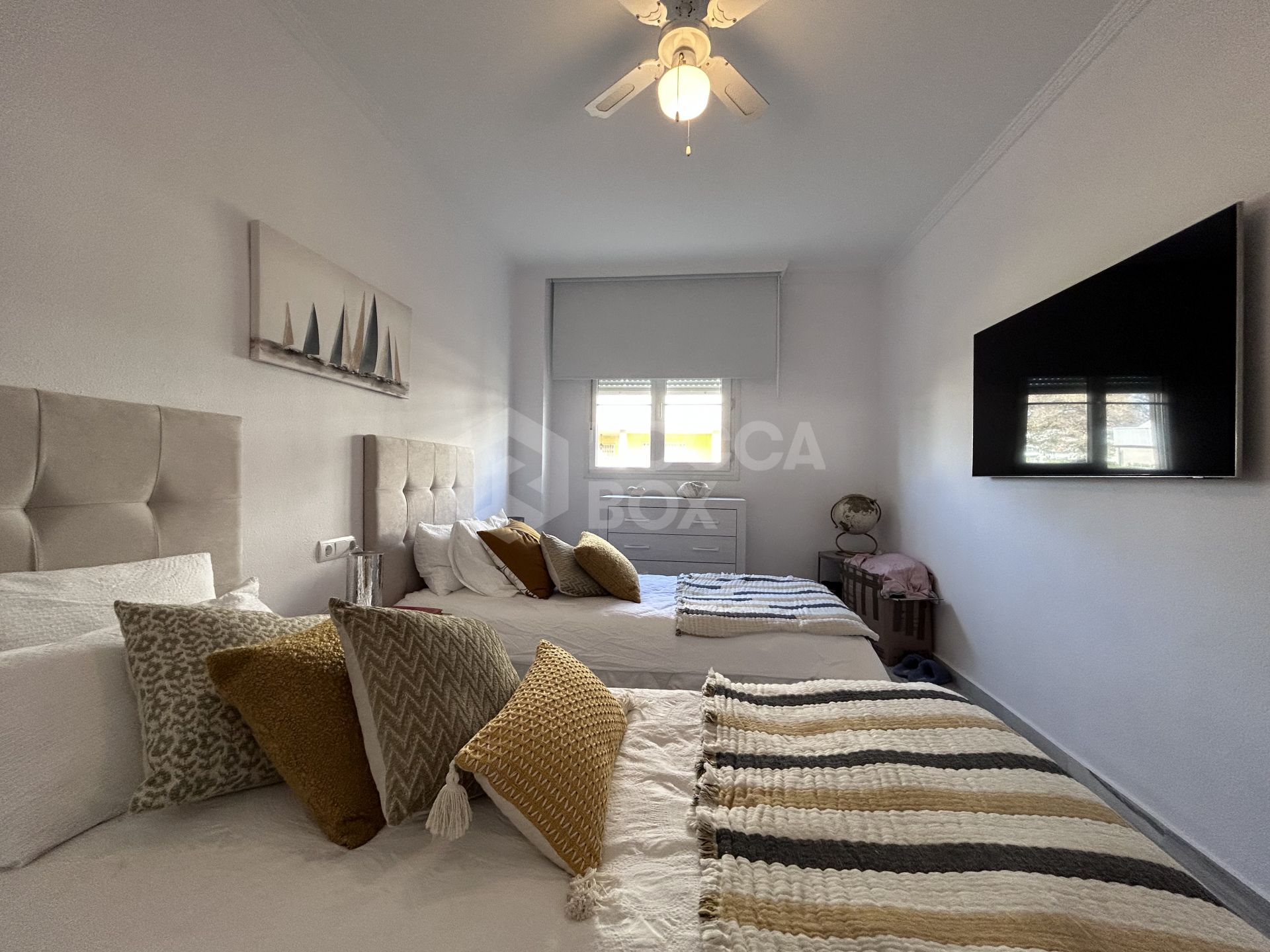 Apartment for sale in Cabopino, Marbella East