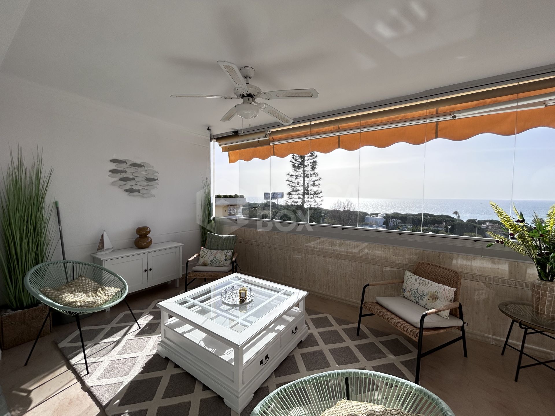 Apartment for sale in Cabopino, Marbella East