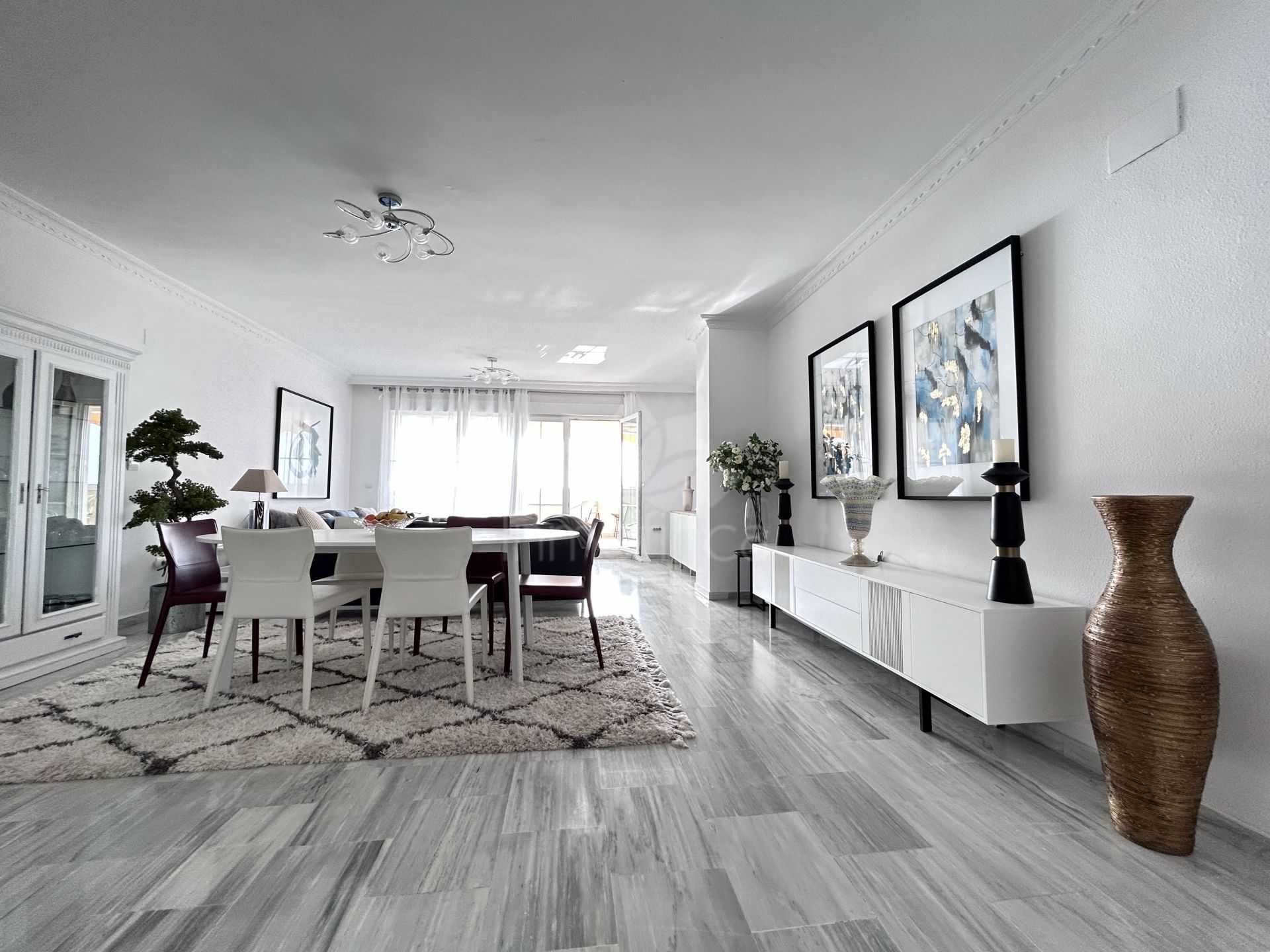 Apartamento en Cabopino, Marbella