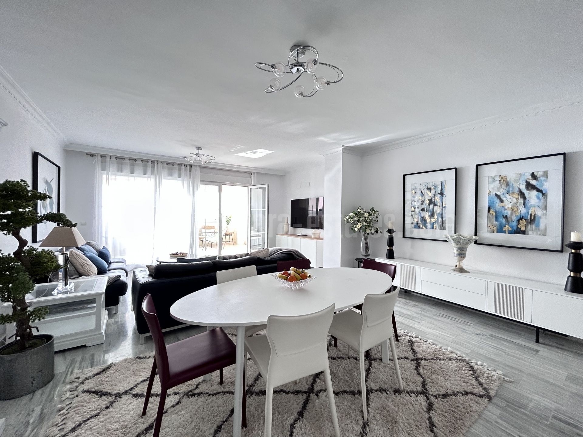 Apartment in Cabopino, Marbella