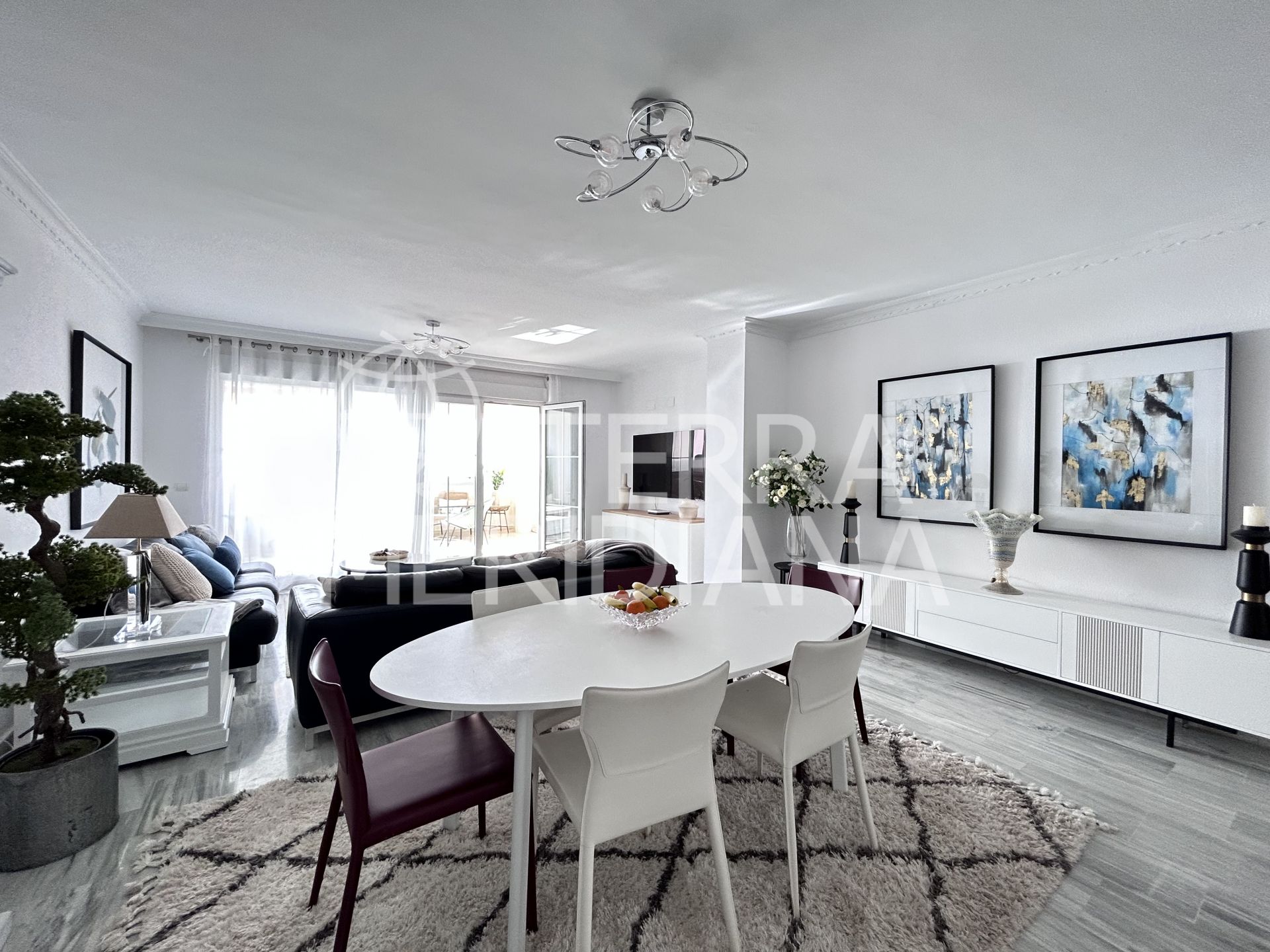 Apartment in Cabopino, Marbella