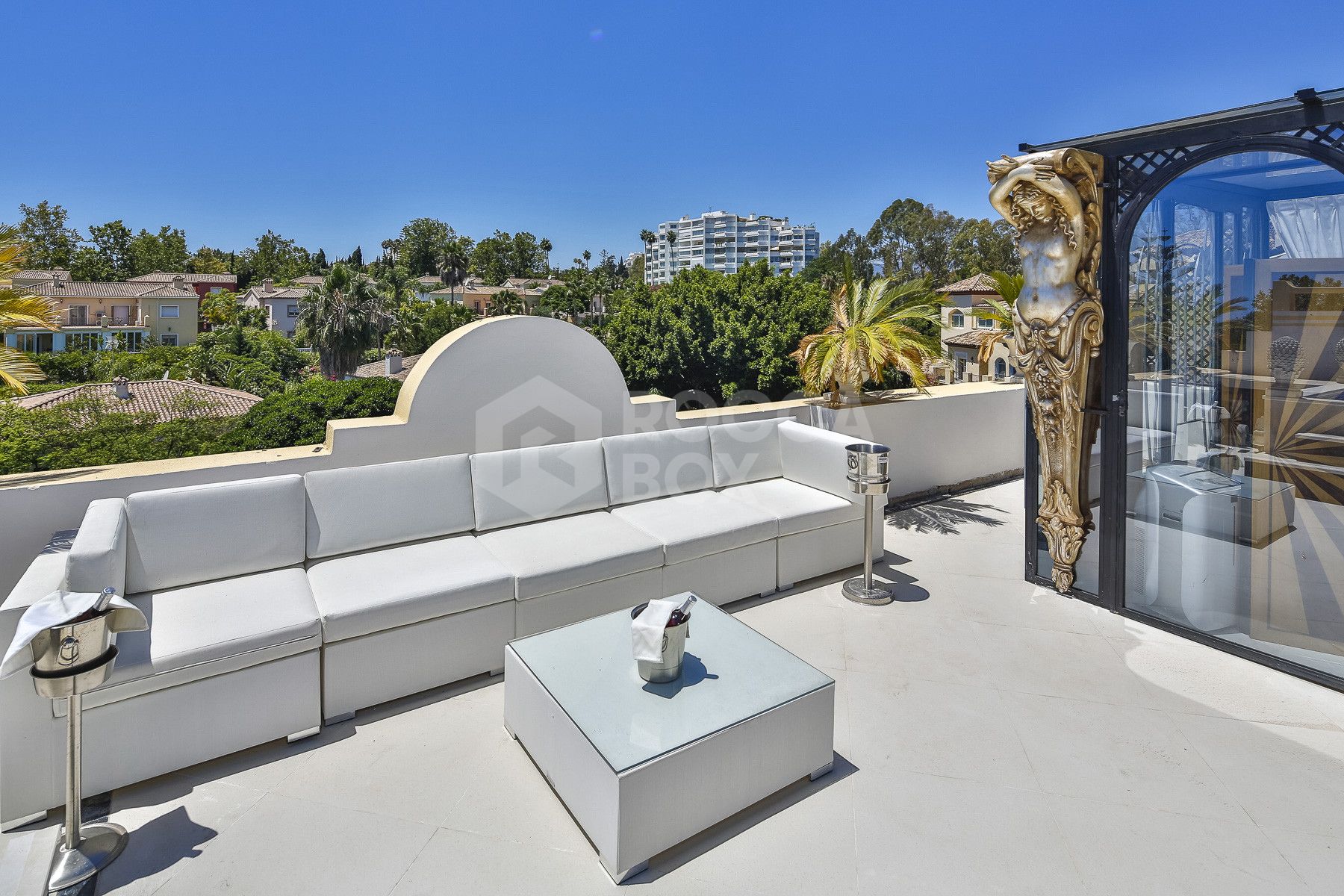 Exceptional Art Deco Duplex Penthouse in Front-Line Golf Location – Guadalmina Alta, Marbella