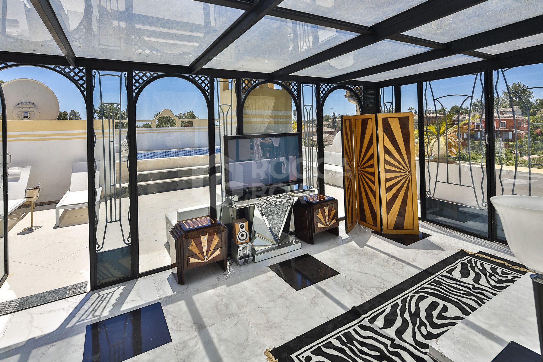 Exceptional Art Deco Duplex Penthouse in Front-Line Golf Location – Guadalmina Alta, Marbella