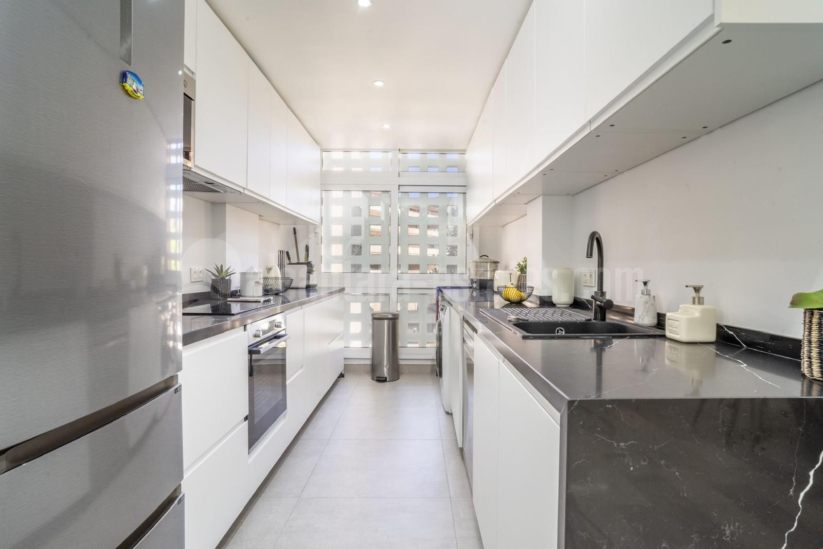 Apartamento en Nueva Andalucia, Marbella