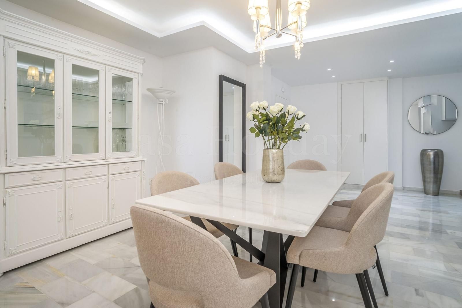 Apartamento en Nueva Andalucia, Marbella