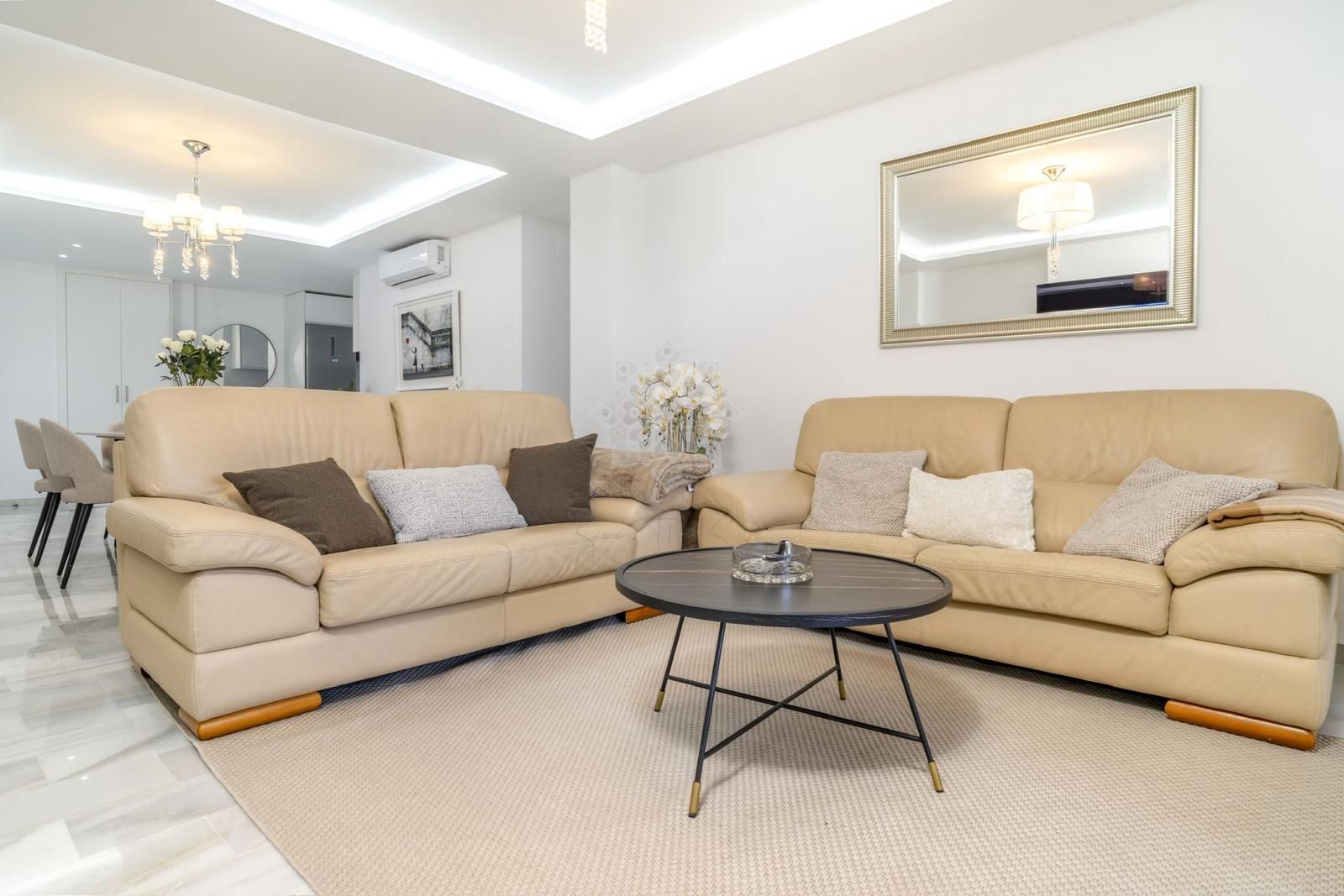 Apartment in Nueva Andalucia, Marbella