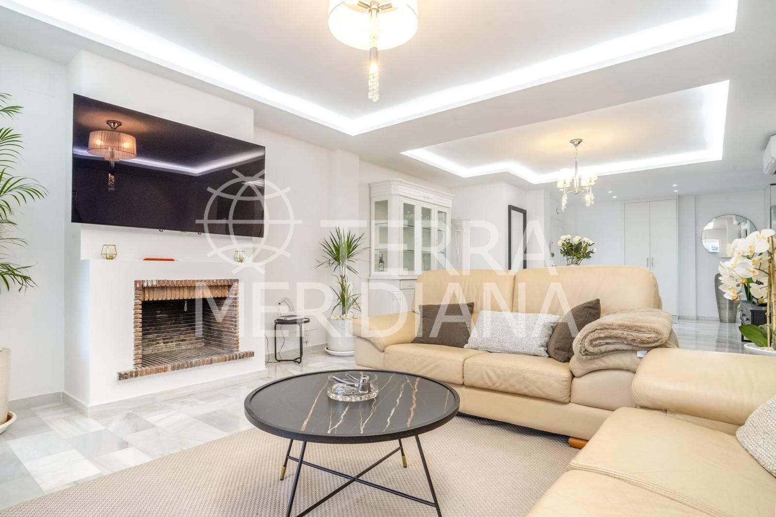 Apartment in Nueva Andalucia, Marbella