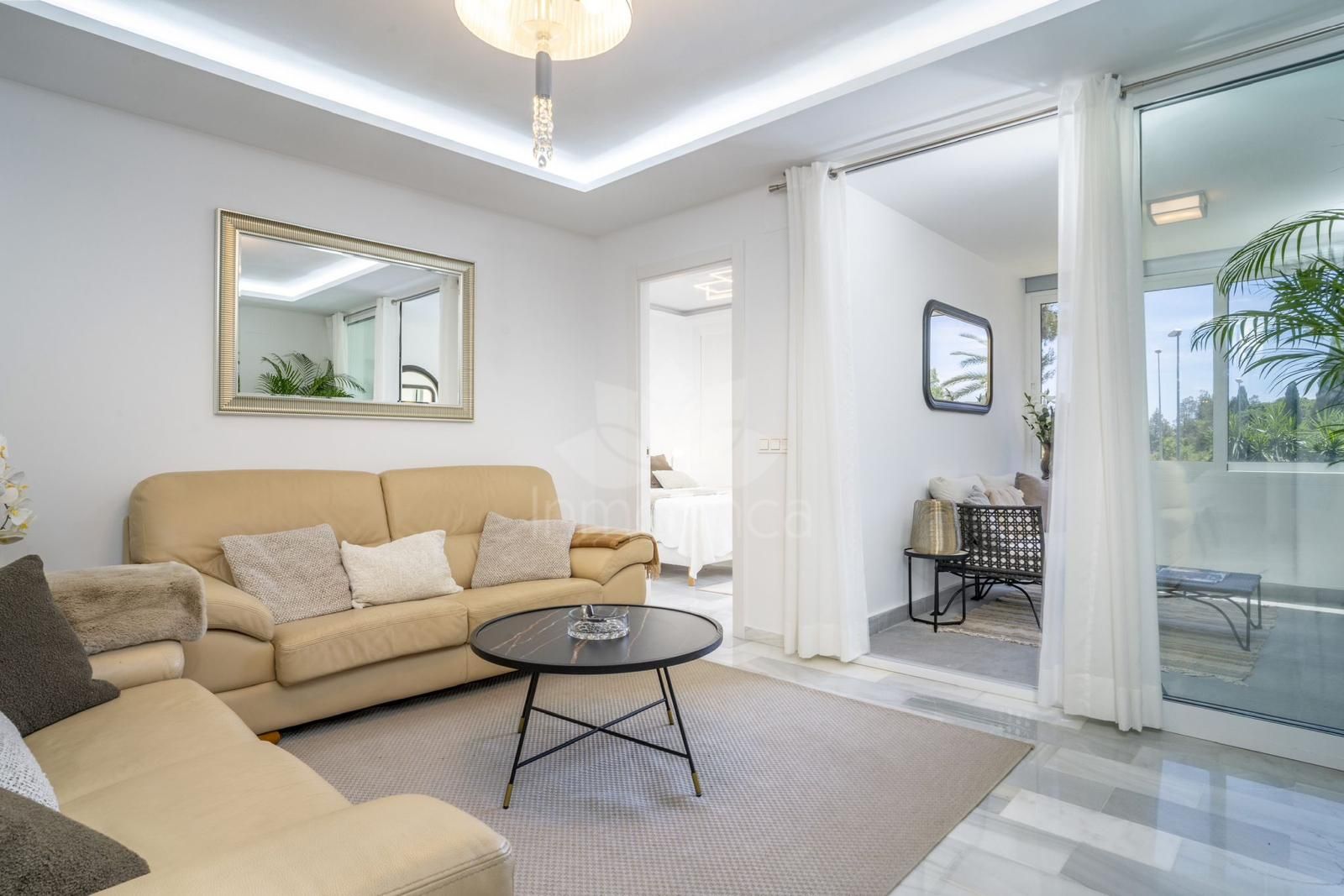 Apartment in Nueva Andalucia, Marbella