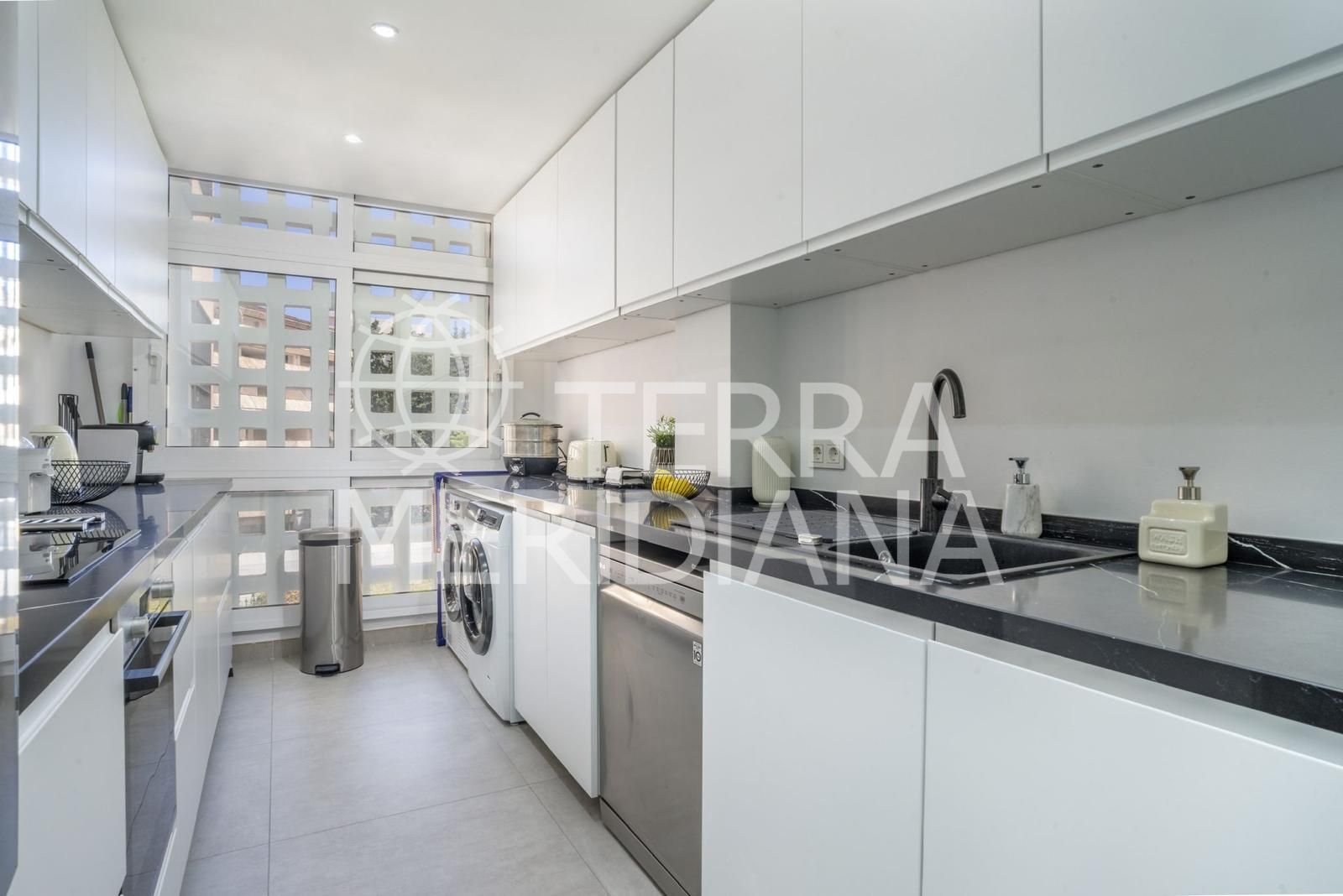 Apartment in Nueva Andalucia, Marbella