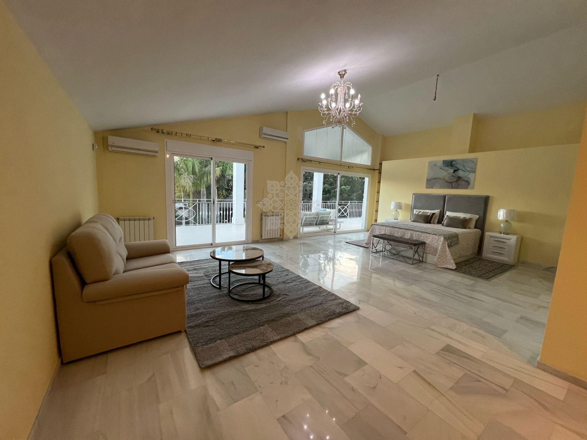 Villa in Elviria, Marbella