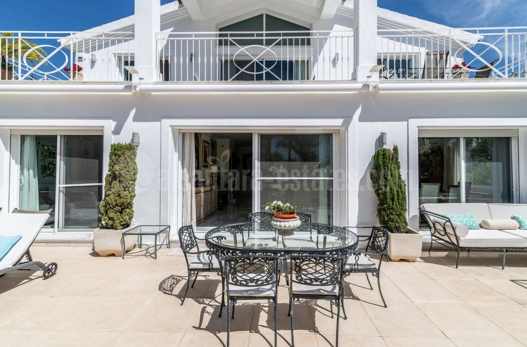 Villa in Elviria, Marbella