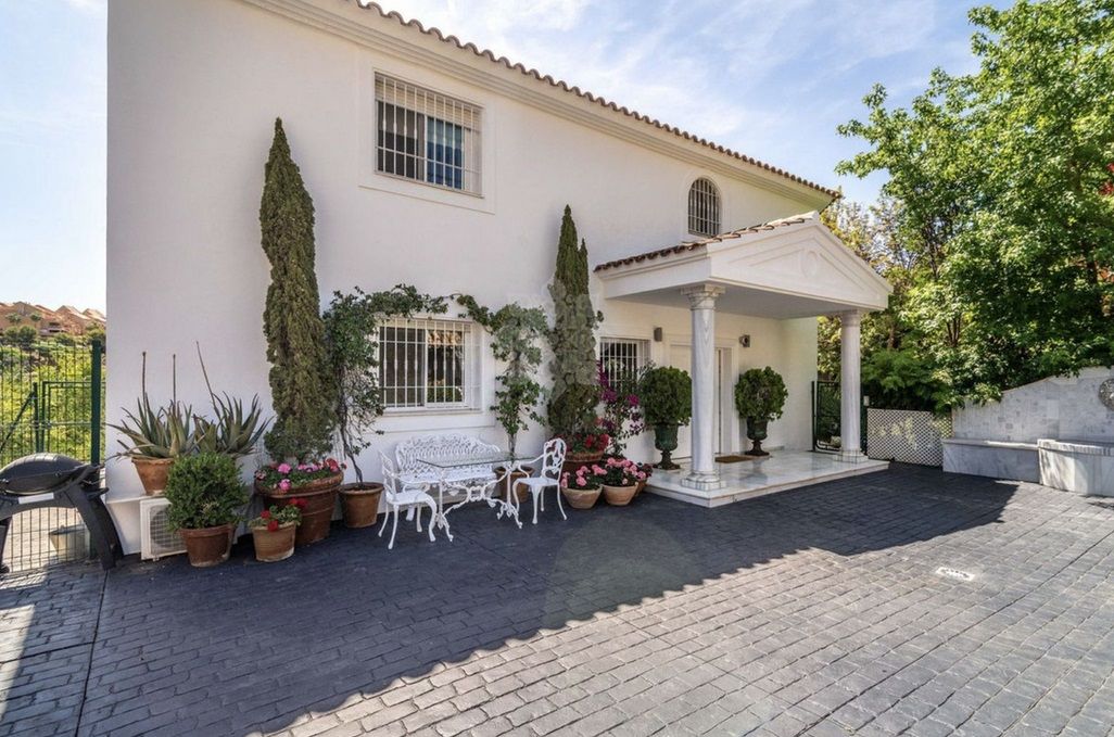 Villa in Elviria, Marbella