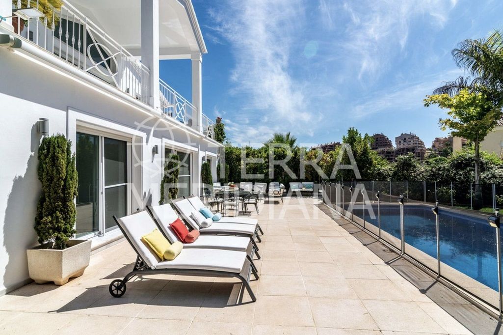 Villa in Elviria, Marbella