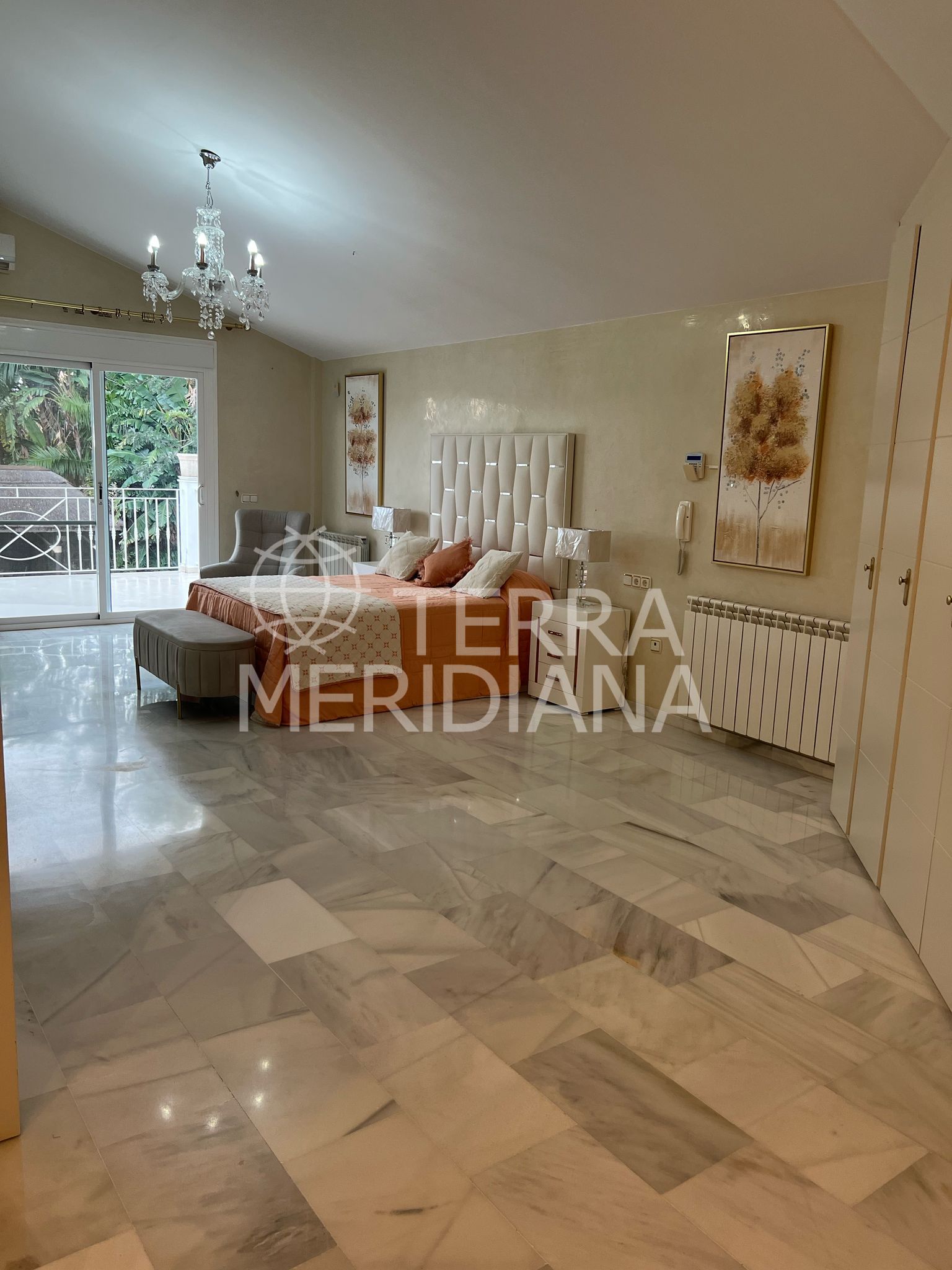 Villa in Elviria, Marbella