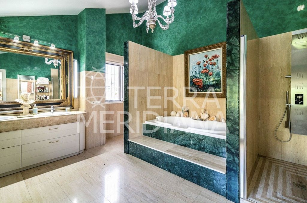 Villa in Elviria, Marbella