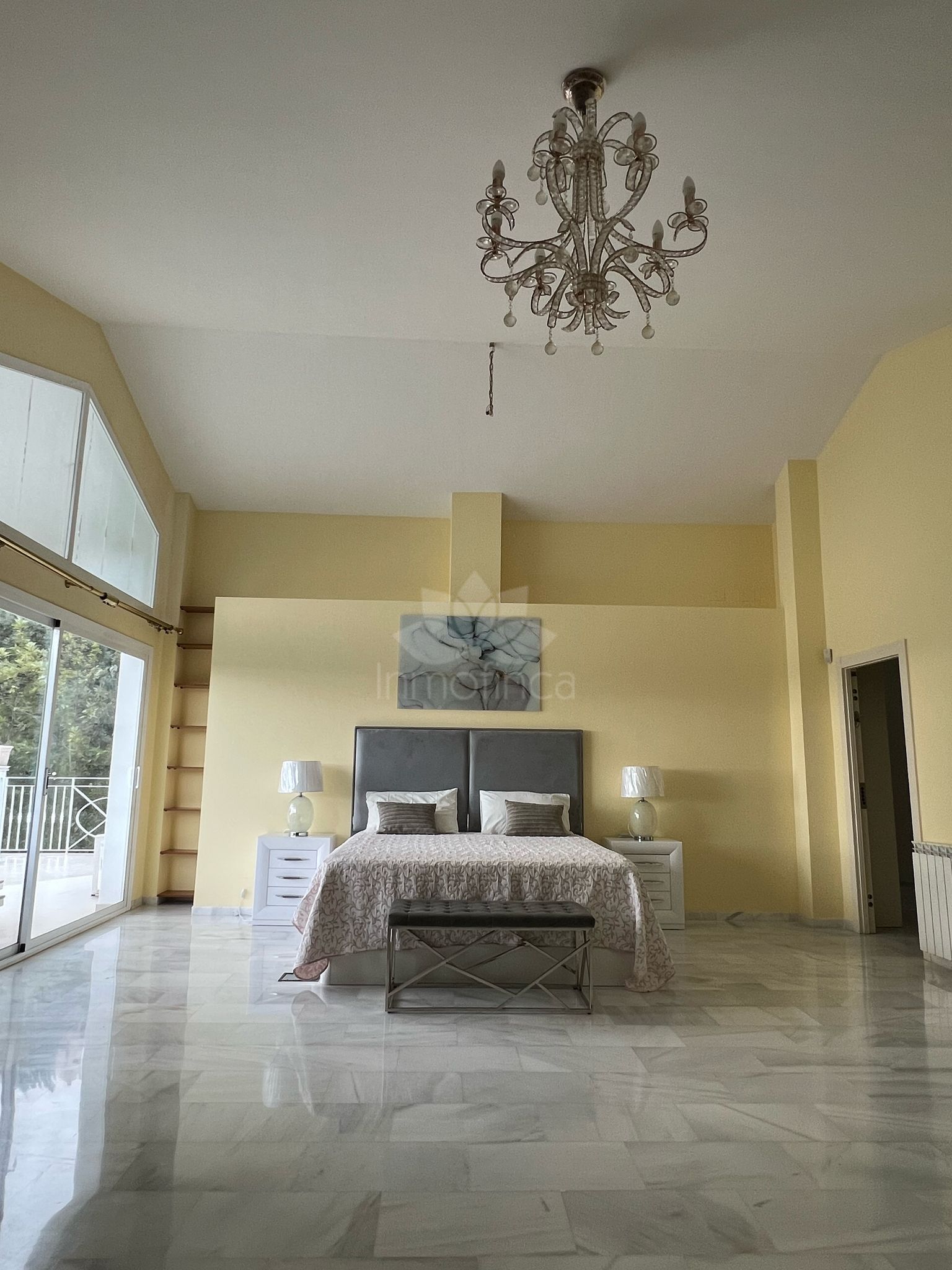 Villa in Elviria, Marbella