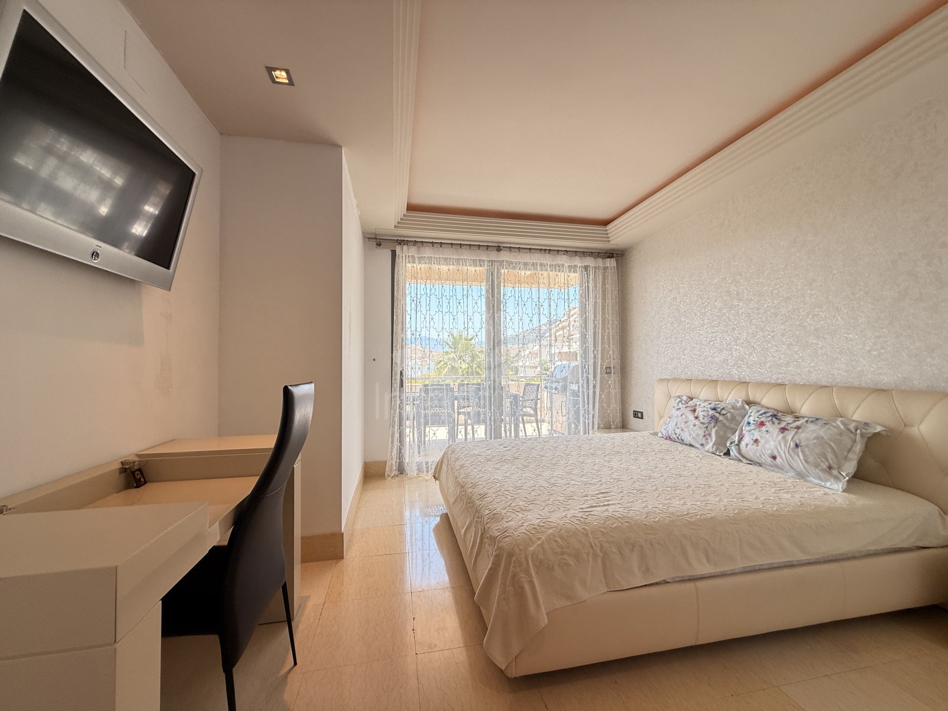 Apartment in Los Arrayanes Golf, Benahavis