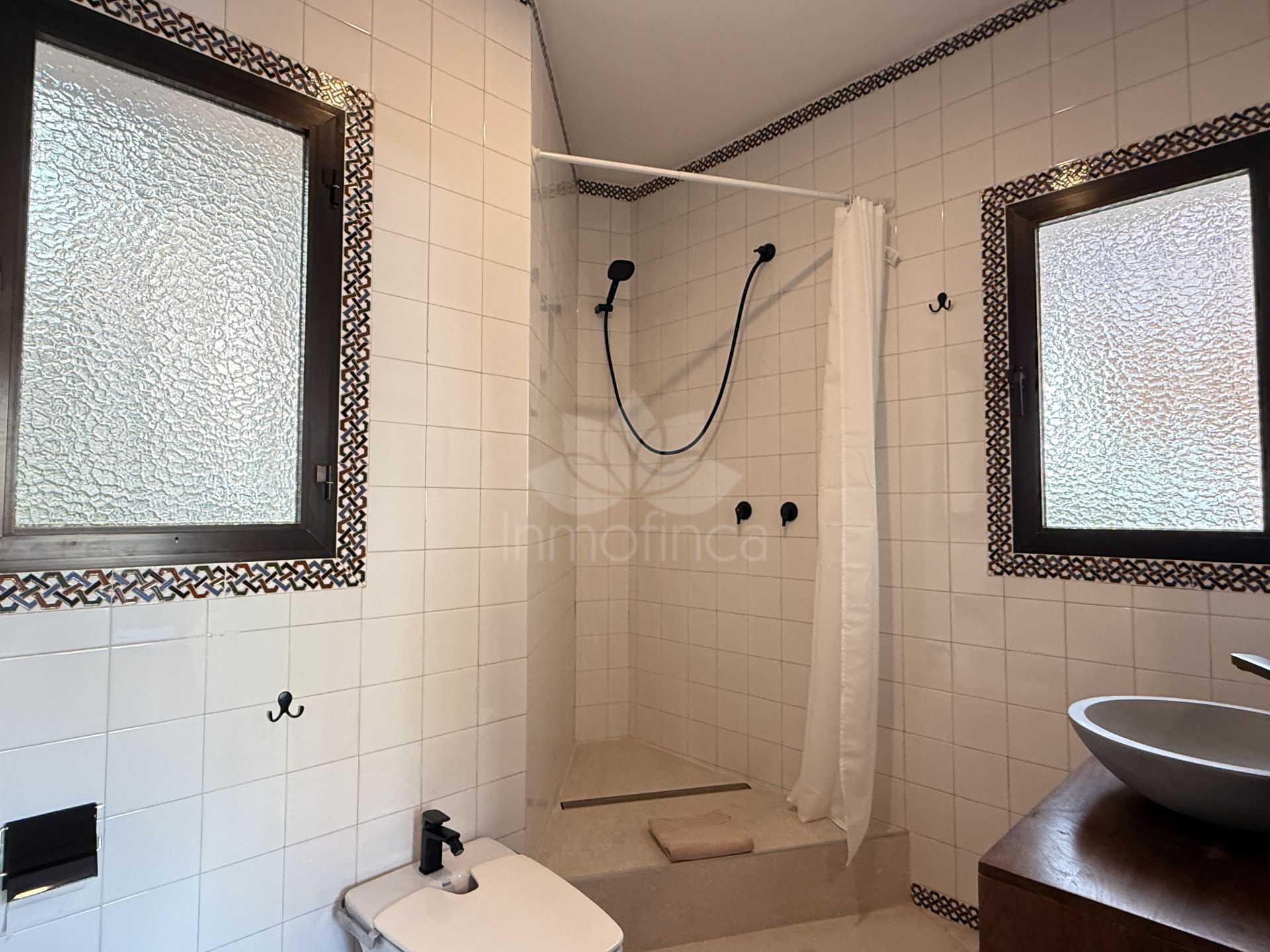 Villa in El Paraiso Playa, Estepona