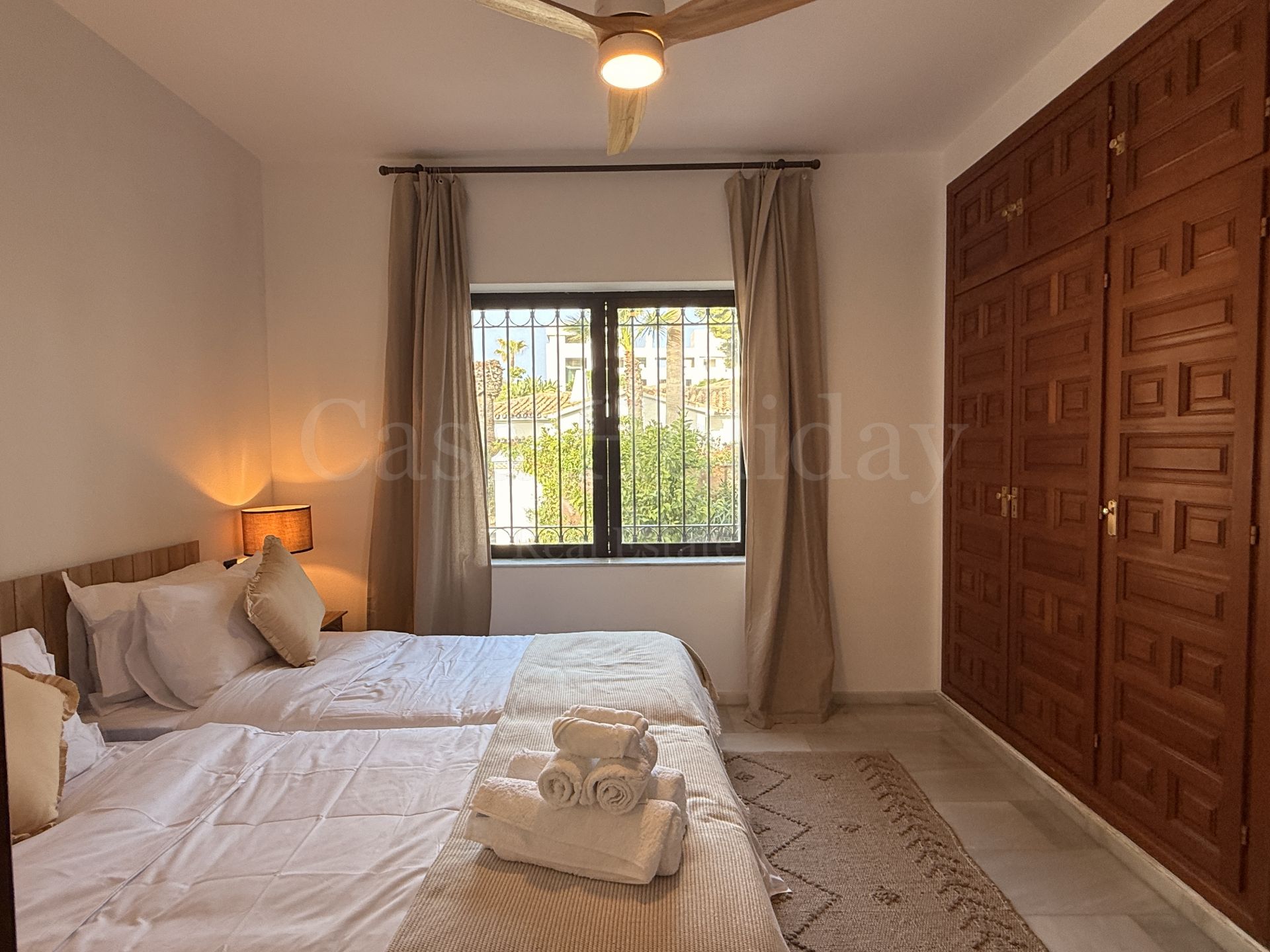 Villa en El Paraiso Playa, Estepona