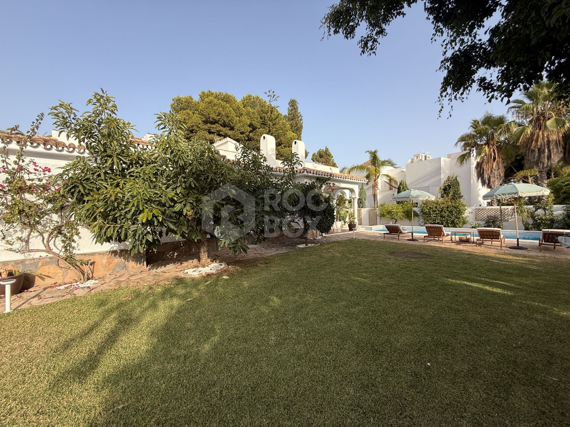 Mediterranean Elegance by the Sea in Estepona