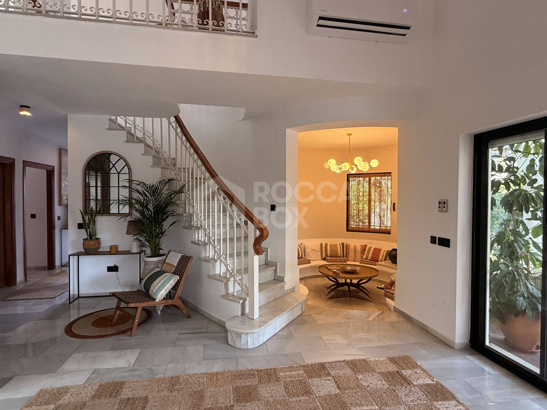 Mediterranean Elegance by the Sea in Estepona