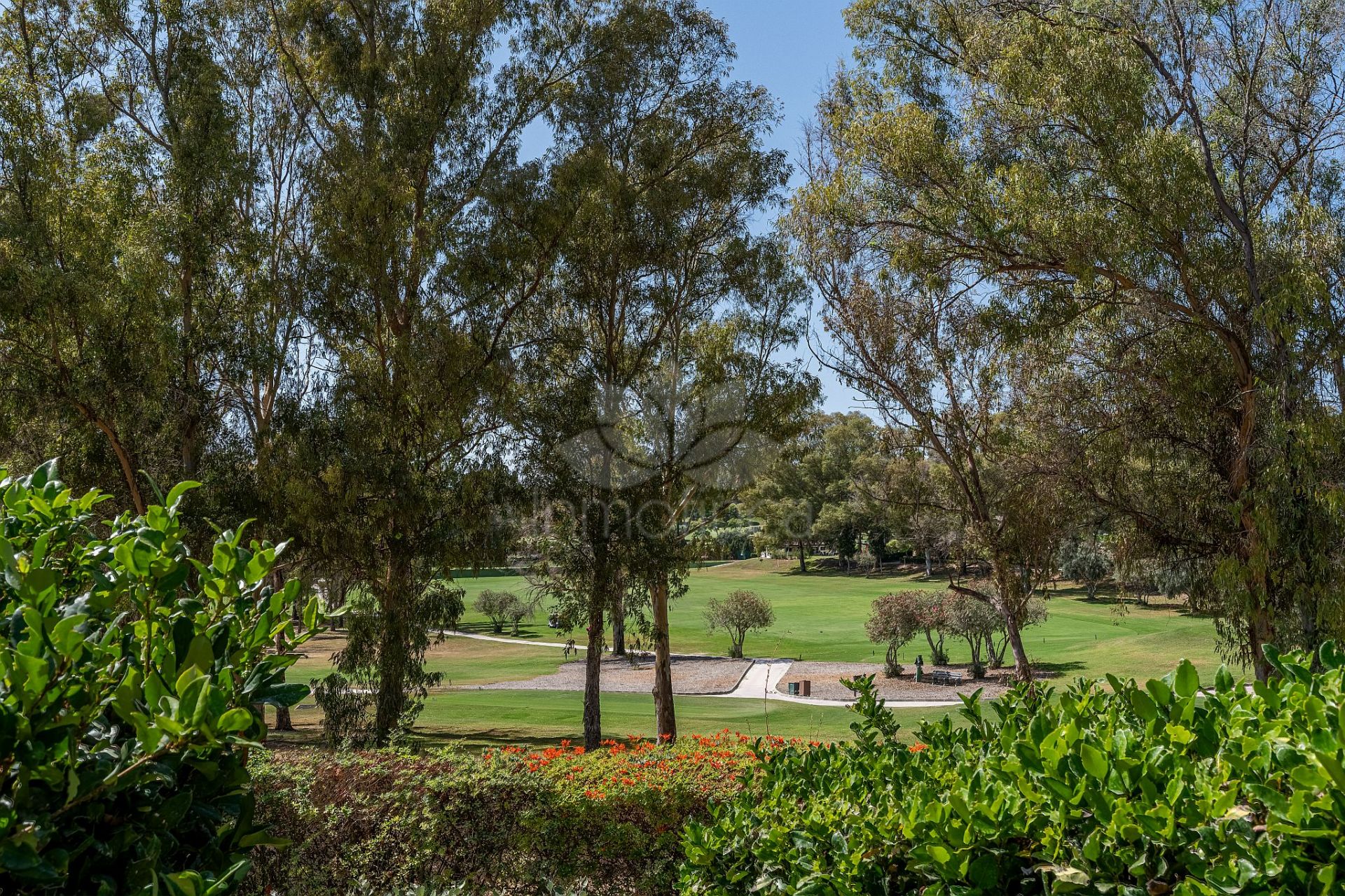 Ground Floor Apartment in Benatalaya, Estepona