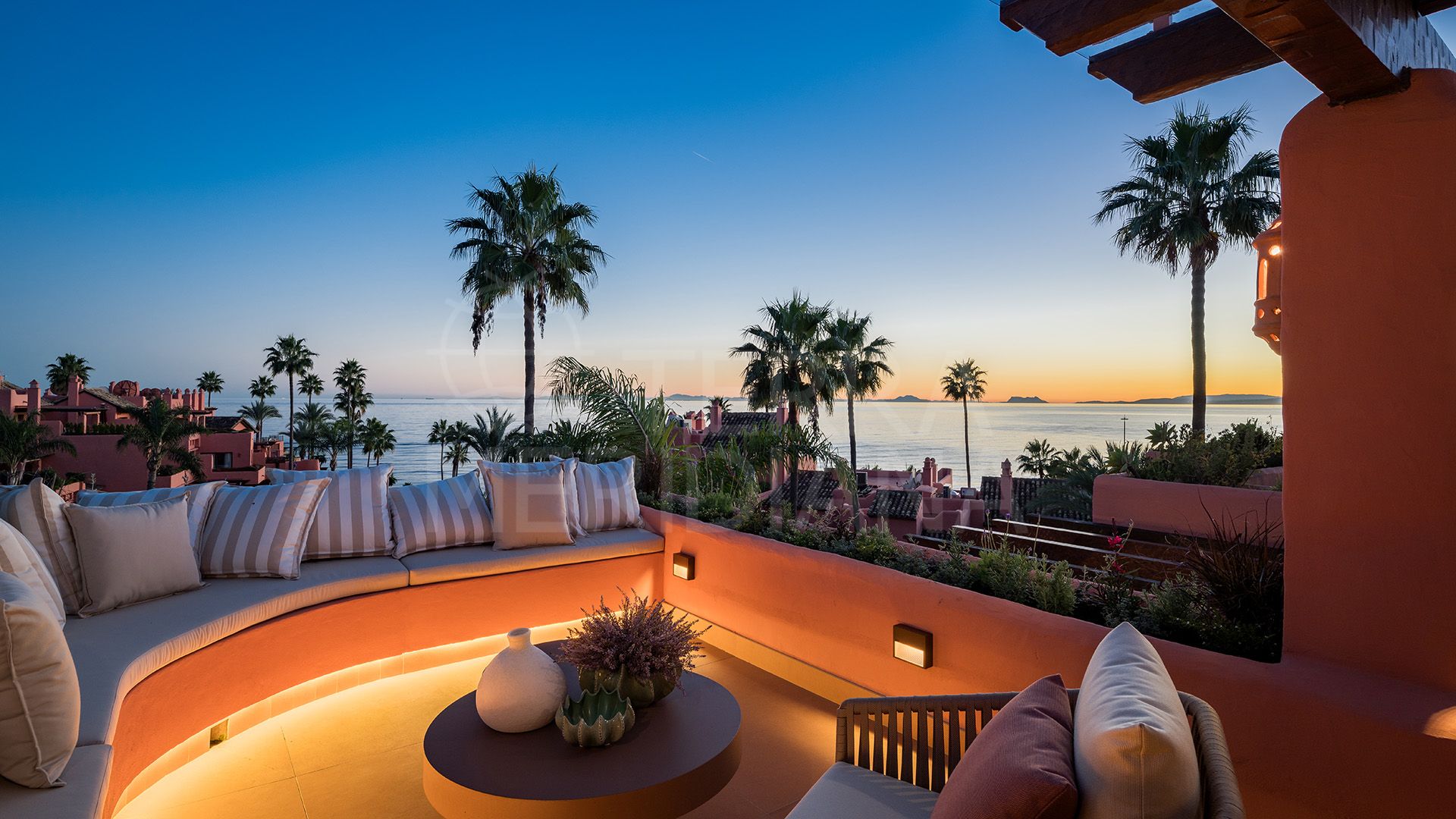 Penthouse in Cabo Bermejo, Estepona