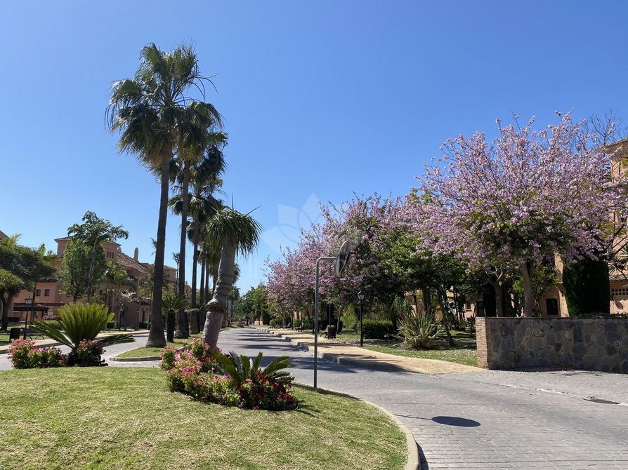 Apartamento Planta Baja en Hacienda del Sol, Estepona