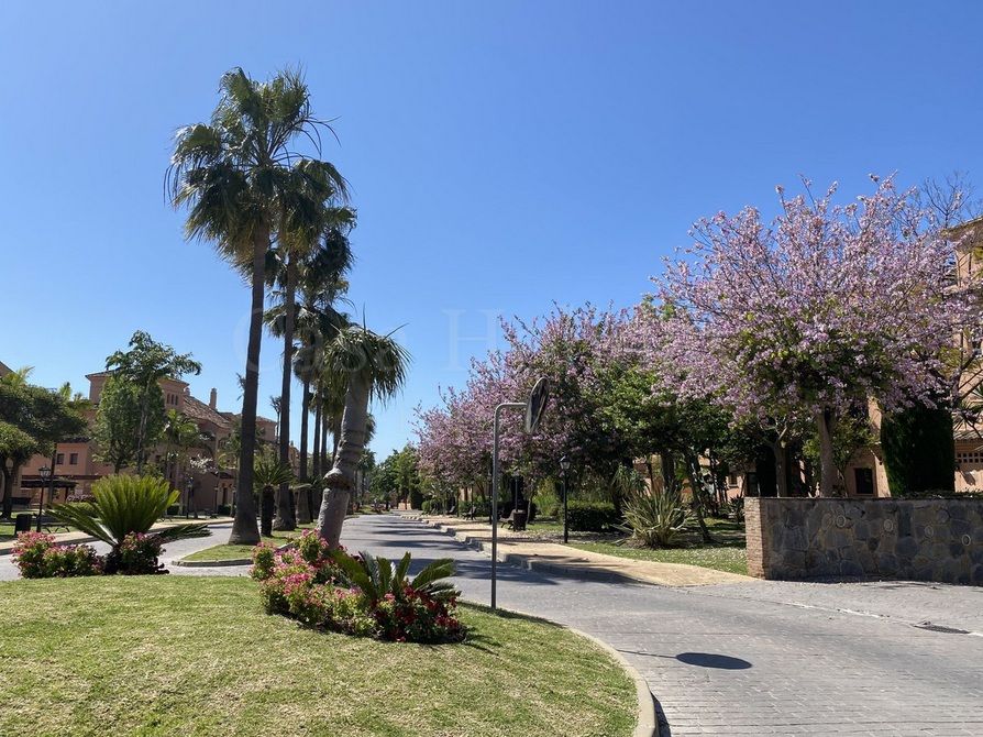 Apartamento Planta Baja en Hacienda del Sol, Estepona
