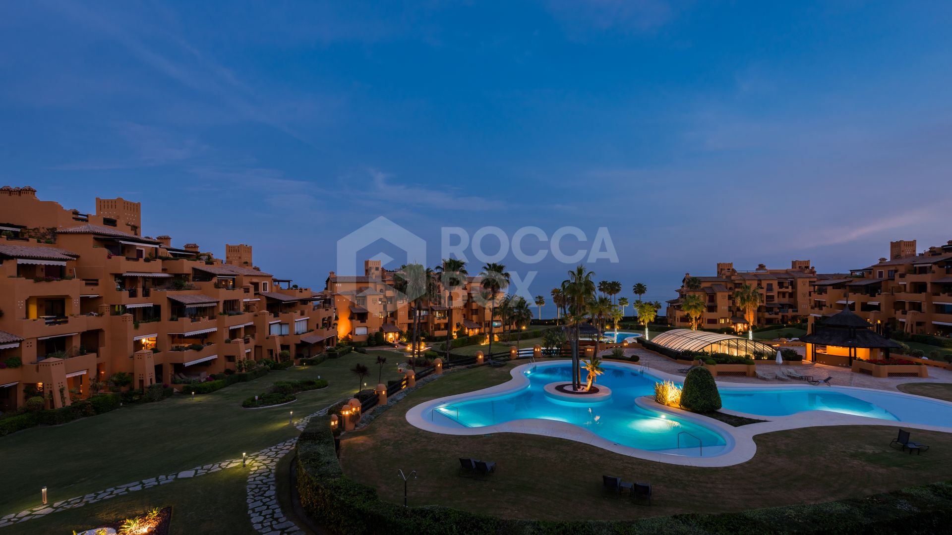 Apartment for sale in Los Granados del Mar, Estepona East