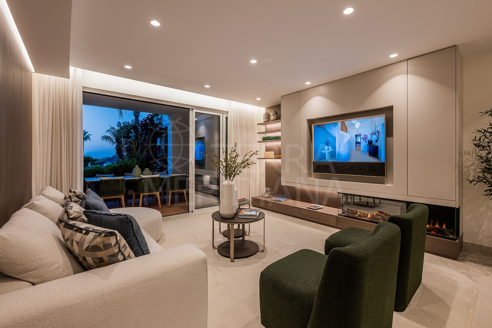 Ground Floor Apartment in Beach Side New Golden Mile, Estepona