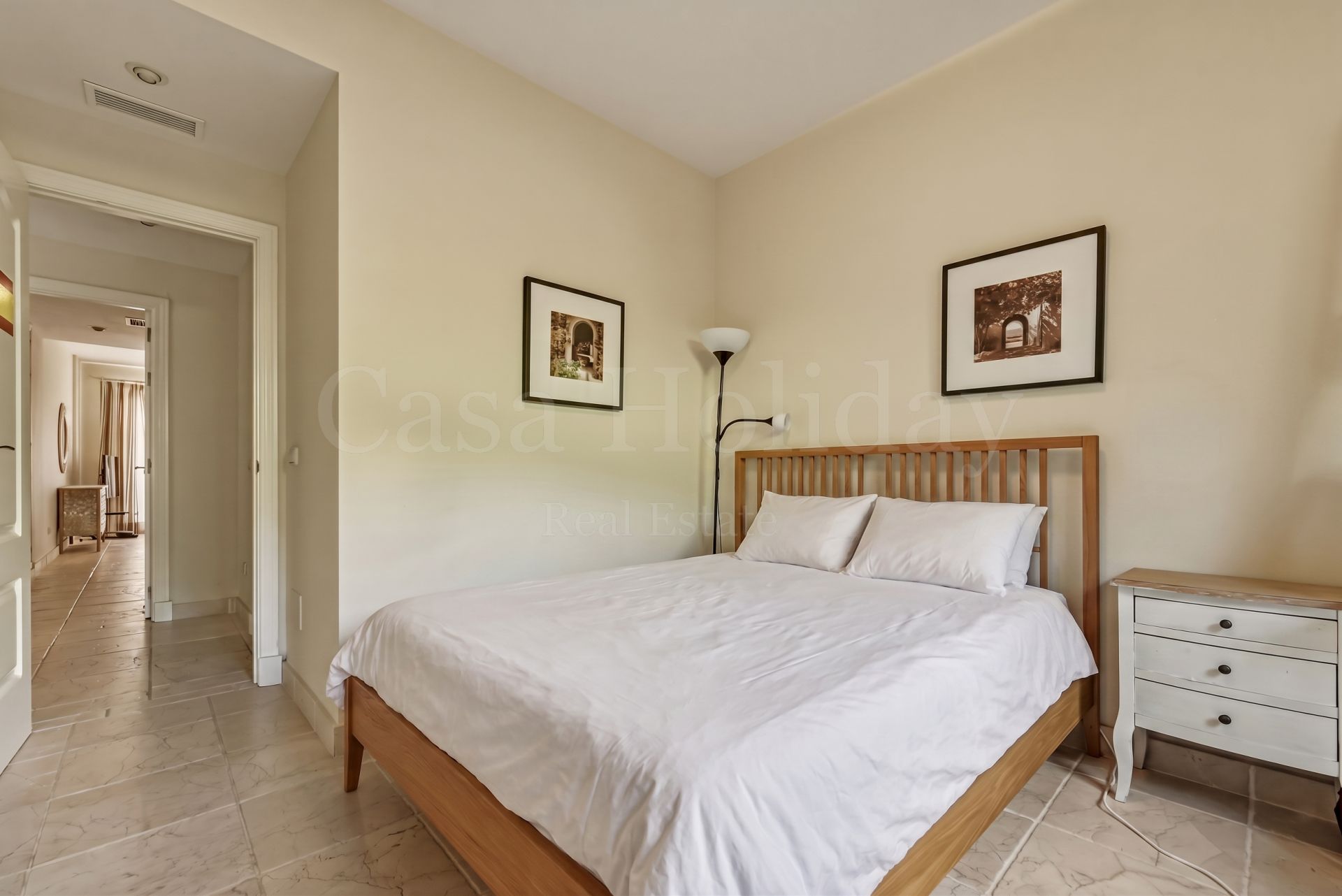 Ground Floor Apartment in Benatalaya, Estepona