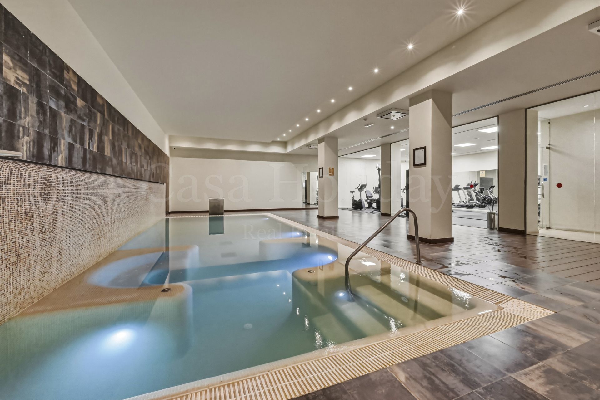 Ground Floor Apartment in Benatalaya, Estepona