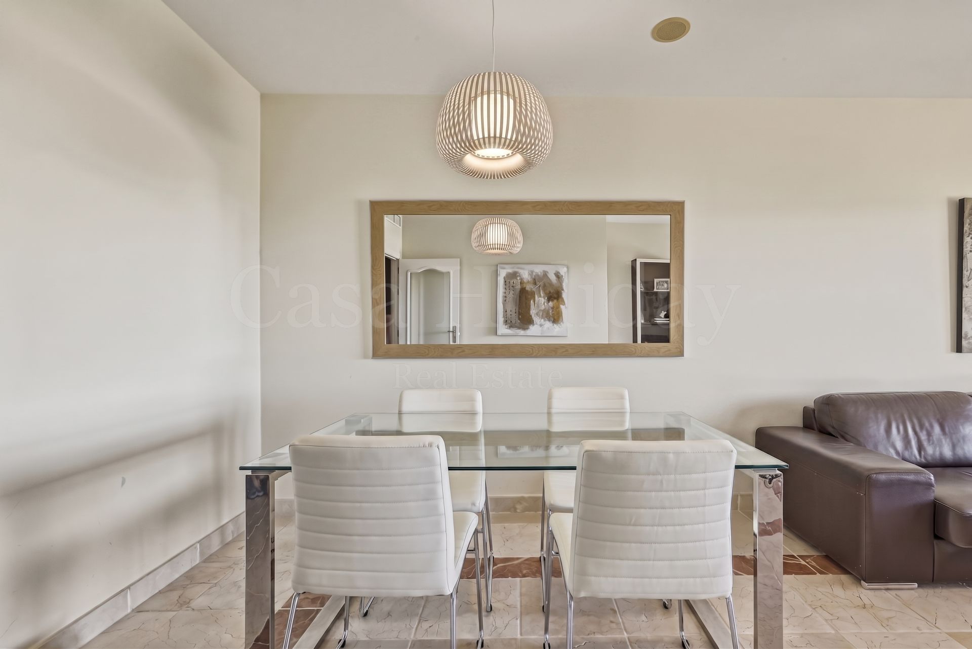 Ground Floor Apartment in Benatalaya, Estepona