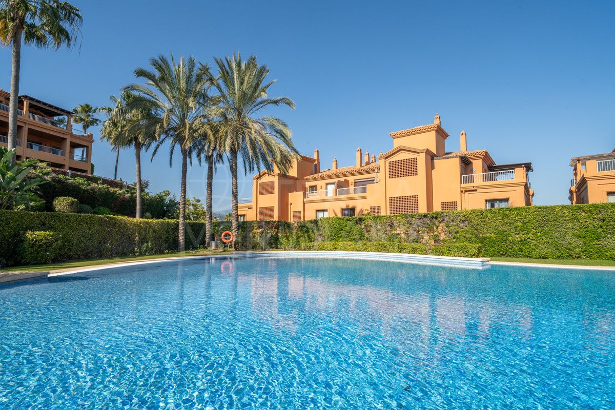 Ground Floor Apartment in Benatalaya, Estepona