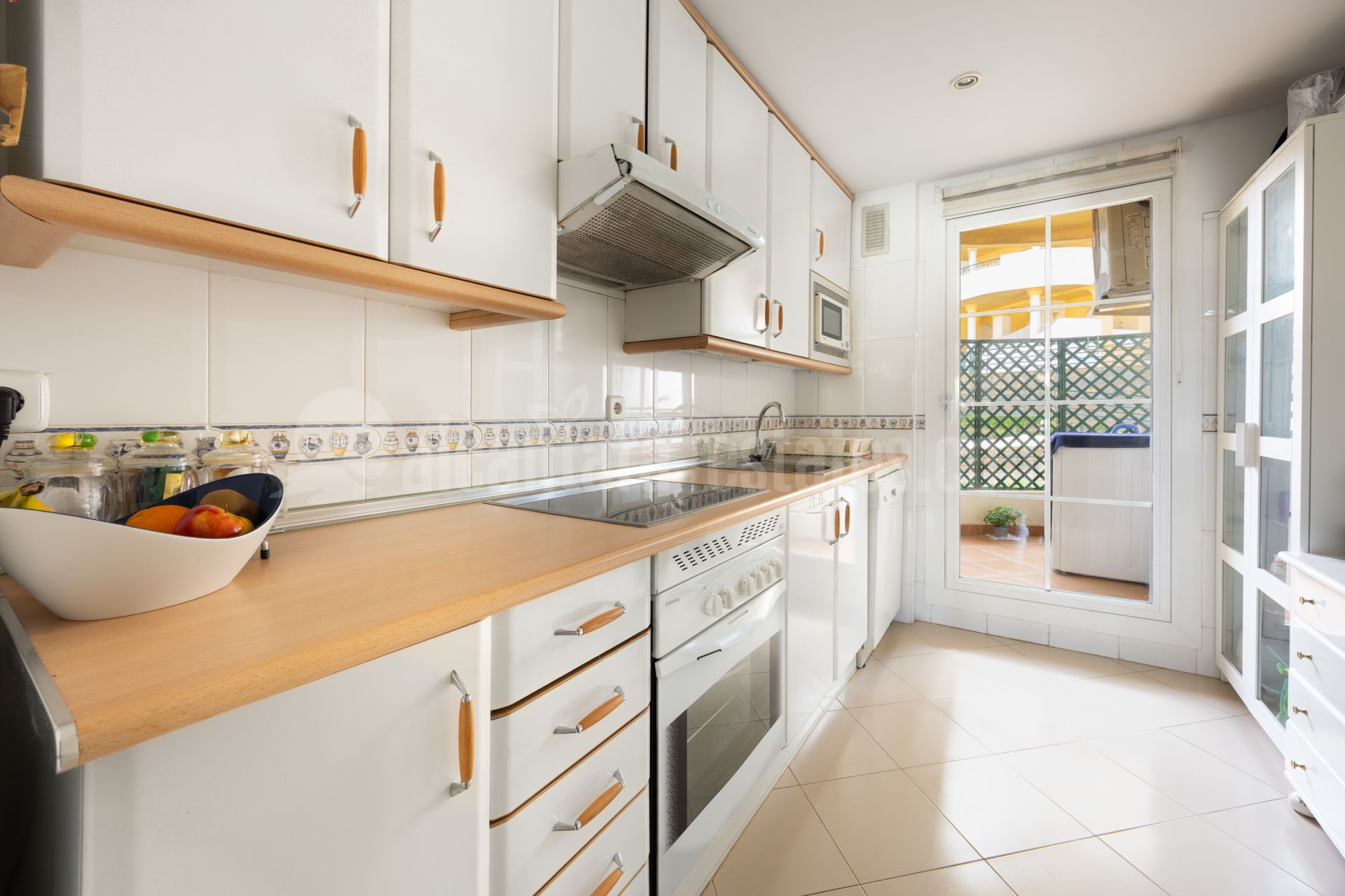 Apartment in Señorio de Aloha, Marbella