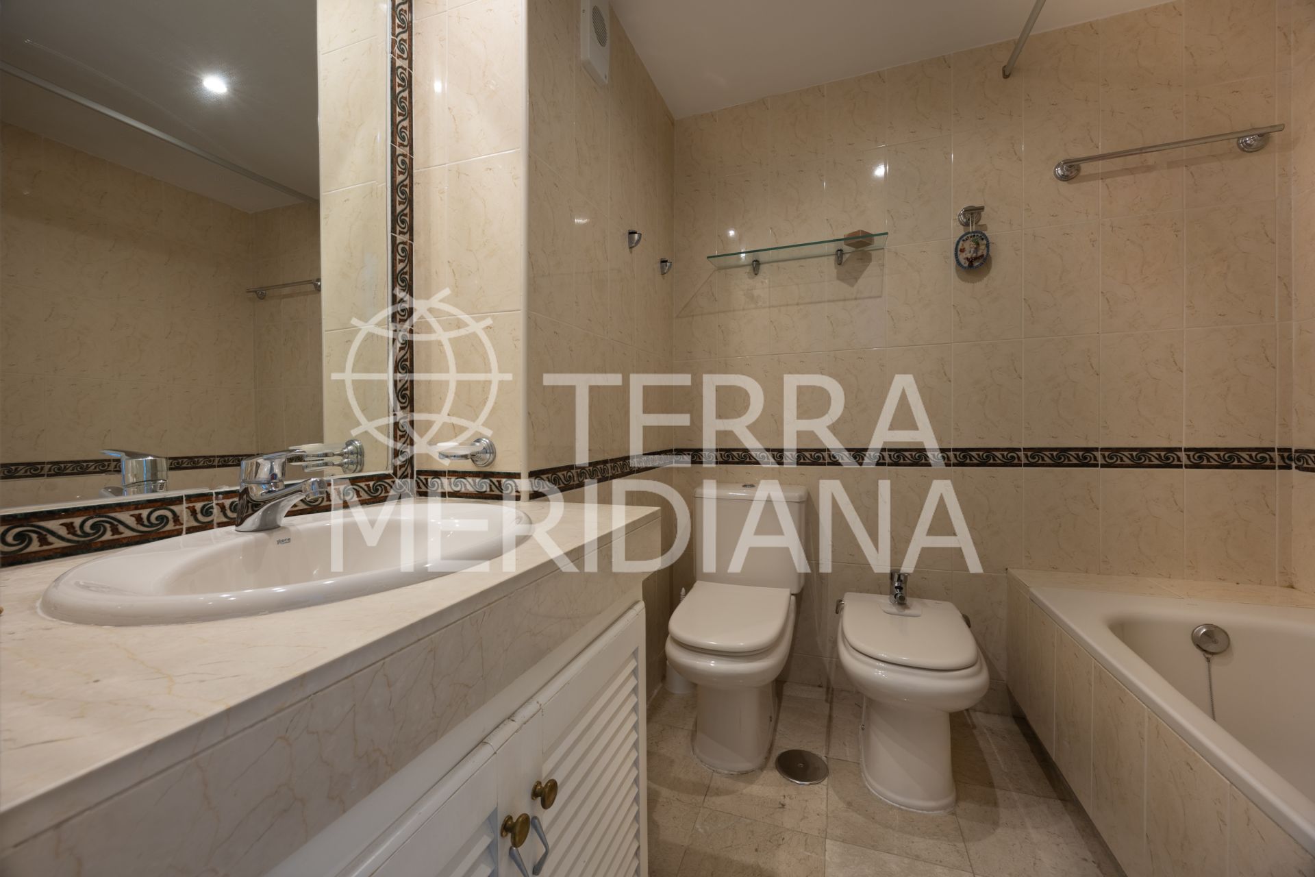 Apartment in Señorio de Aloha, Marbella
