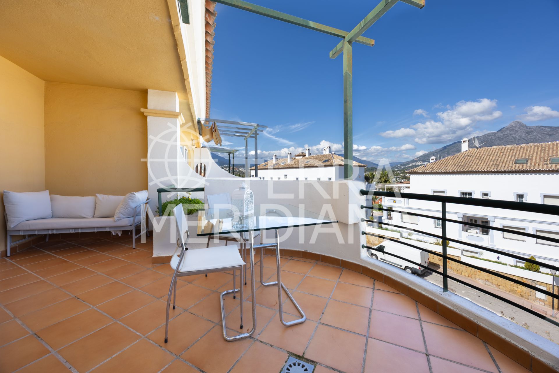 Apartment in Señorio de Aloha, Marbella