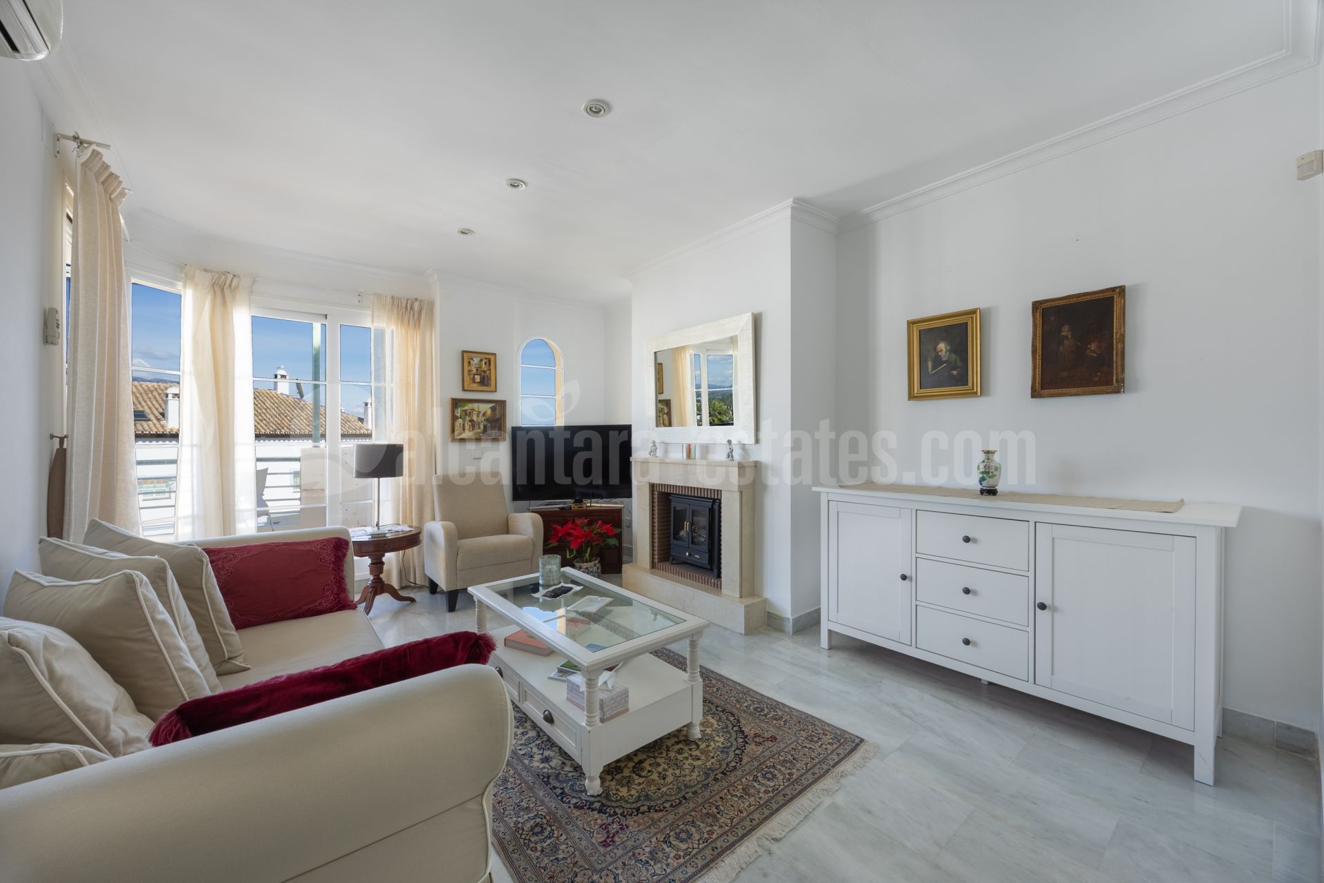 Apartment in Señorio de Aloha, Marbella