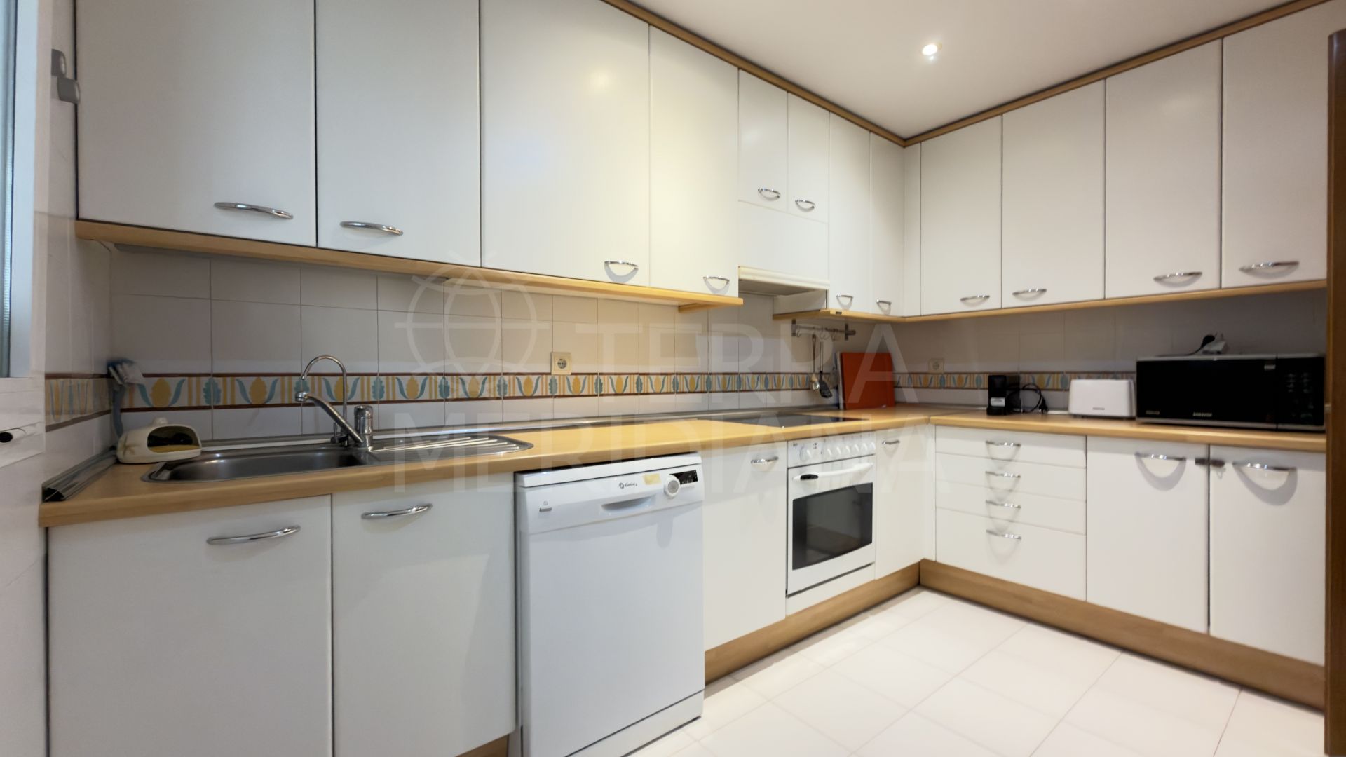 Apartment in Costalita, Estepona