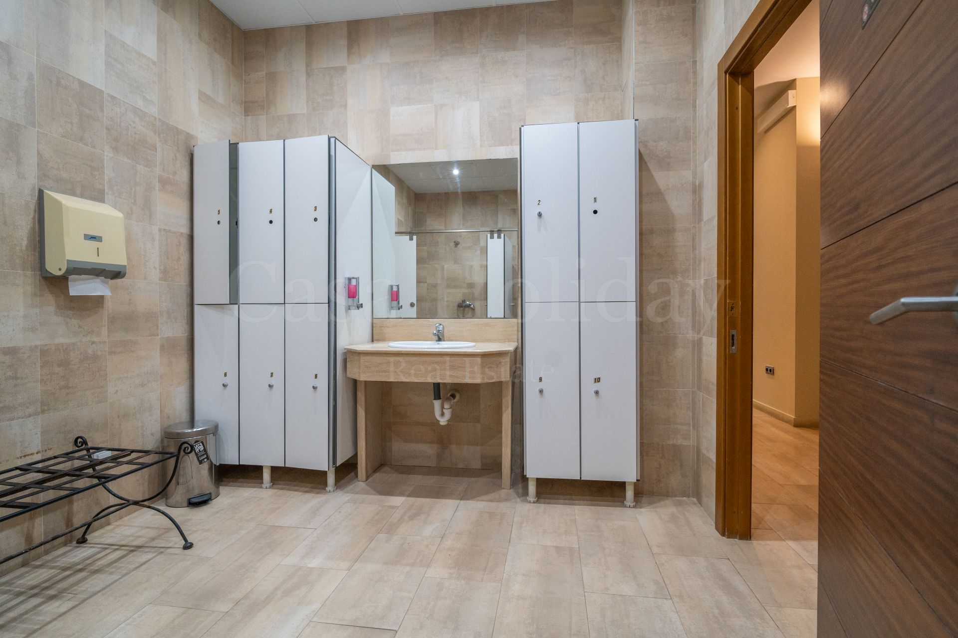 Apartamento Planta Baja en Benatalaya, Estepona