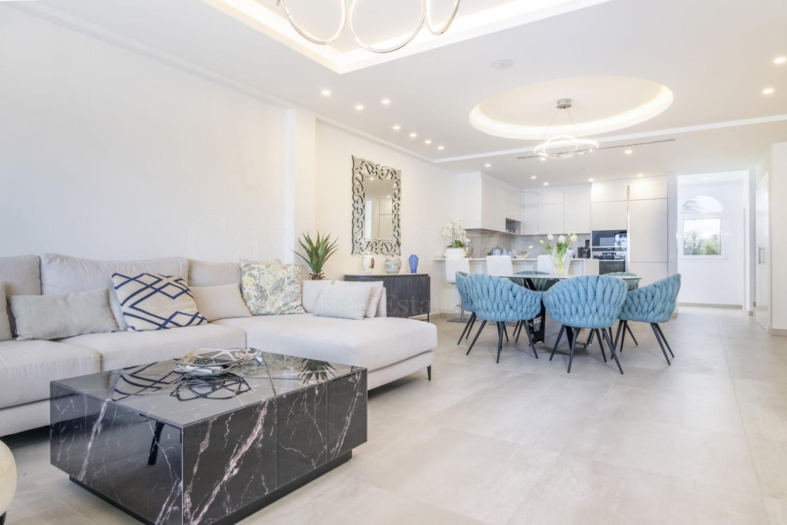 Atico Duplex en Villa Marina, Marbella