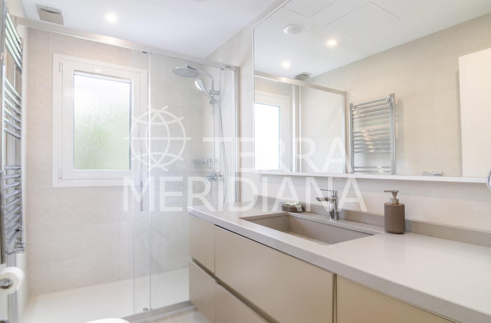 Duplex Penthouse in Villa Marina, Marbella