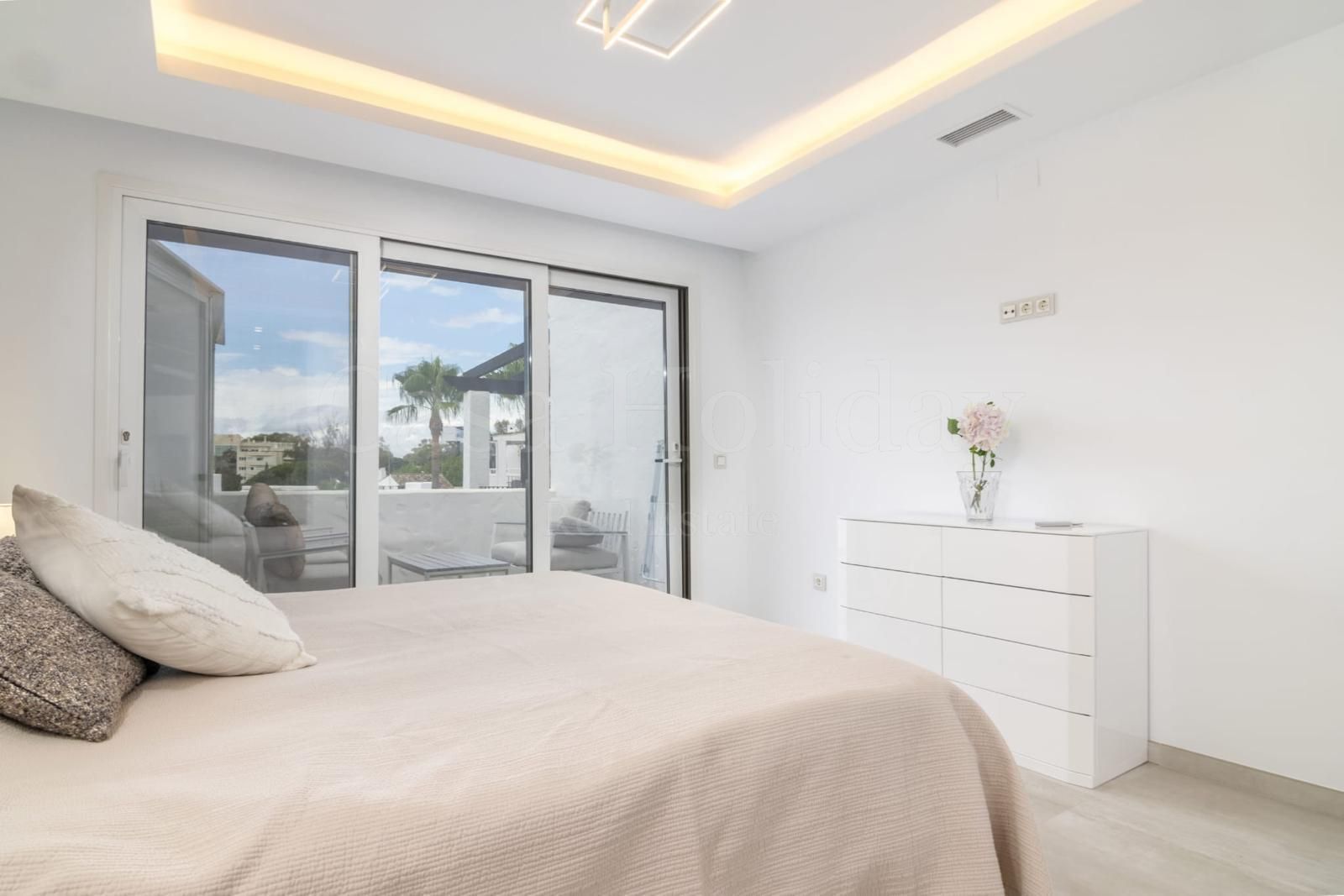 Atico Duplex en Villa Marina, Marbella