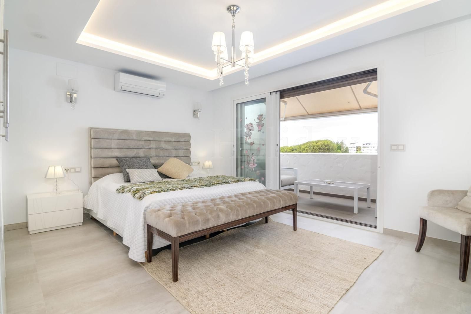 Atico Duplex en Villa Marina, Marbella