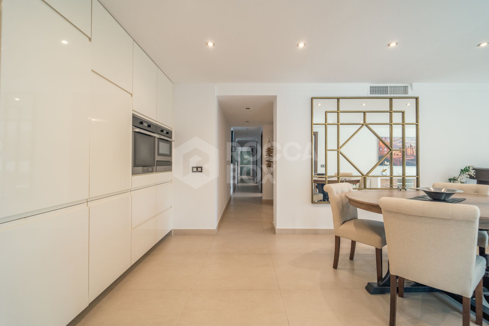 Villa for sale in San Pedro Playa, San Pedro de Alcantara