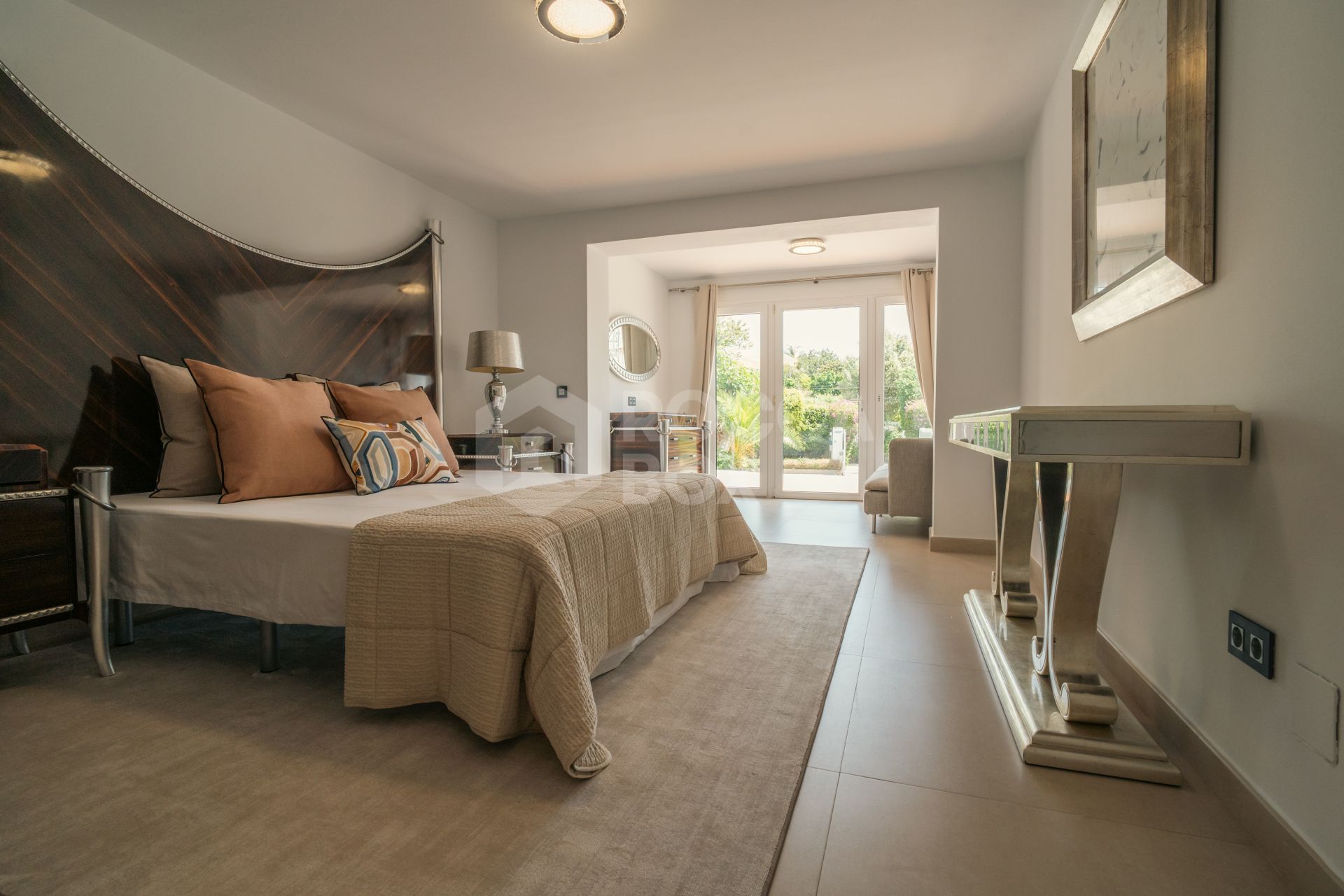 Villa for sale in San Pedro Playa, San Pedro de Alcantara